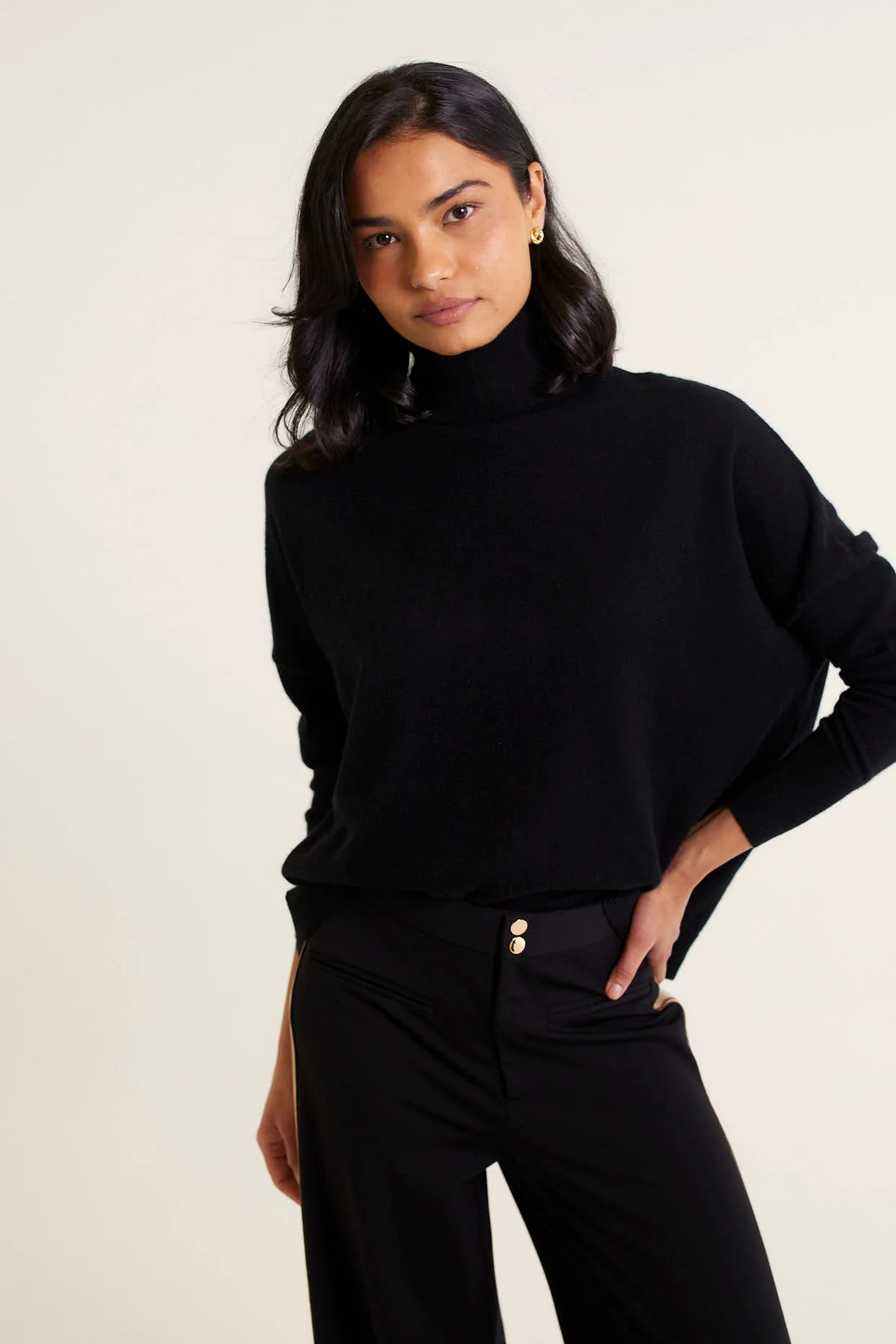 A Polo Bay Cashmere Sweater In Black - Image 4