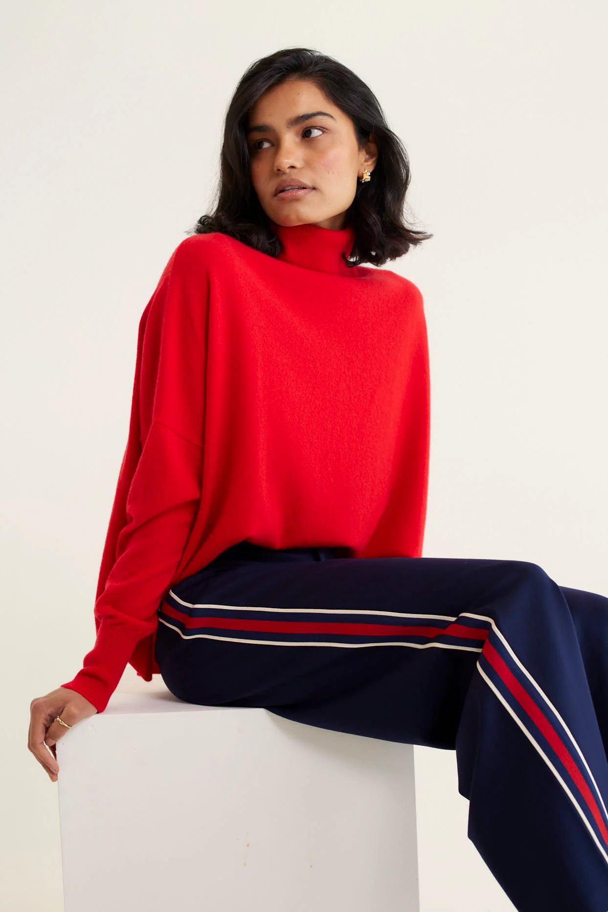 A Polo Bay Cashmere Sweater In Crimson - Image 2