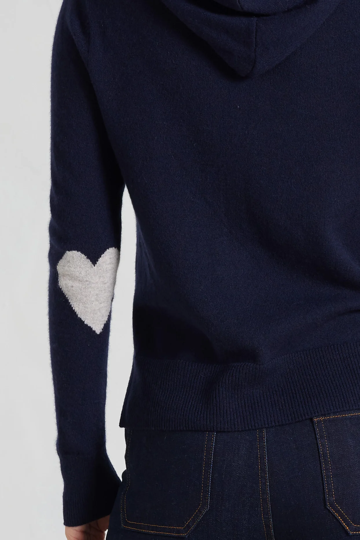 Amber Cashmere Hoodie in Mariner - Image 4
