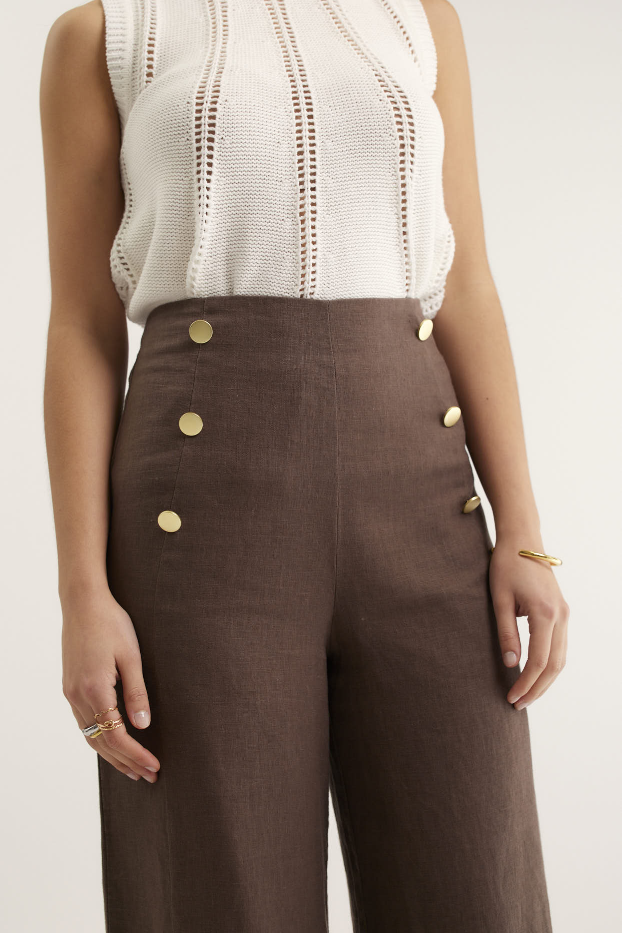 Atlas Linen Pant  In Choc - Image 3