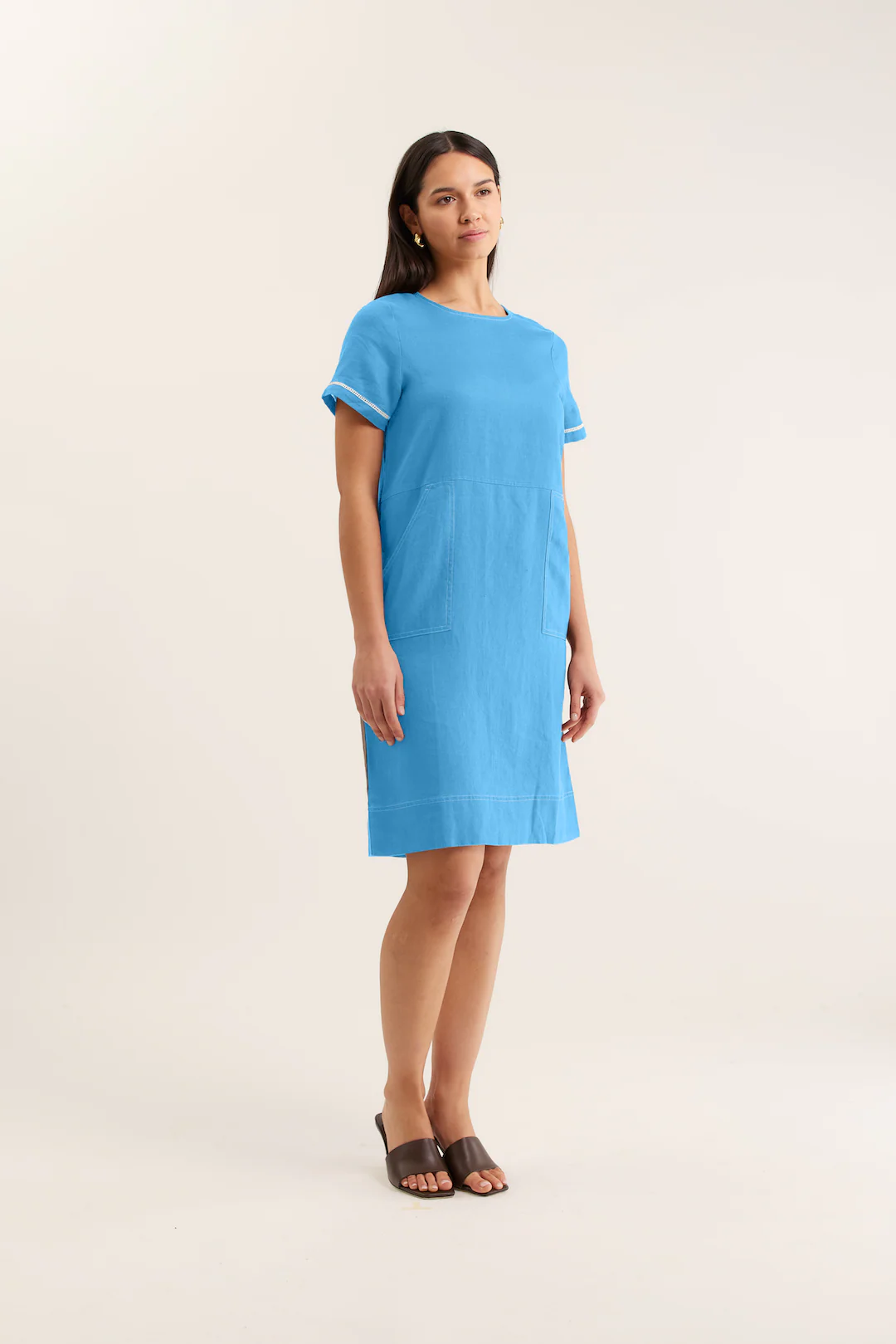 Chiara Linen Dress In Cornflower - Image 5