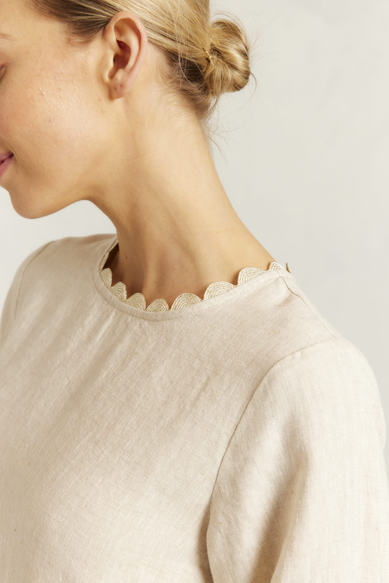 Claire Linen Dress in String/Gold - Image 7