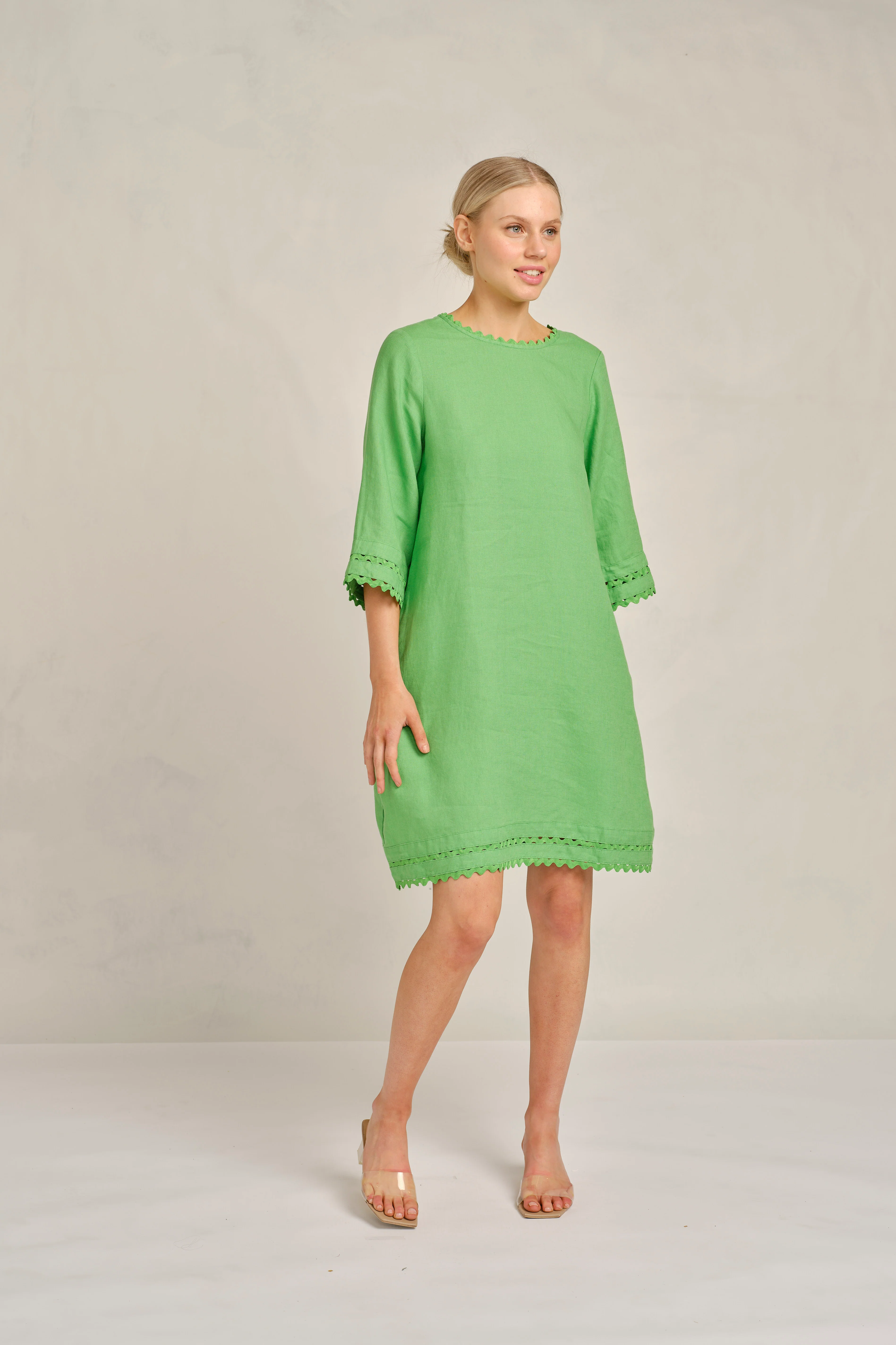 Claire Linen Dress in Clover - Image 5