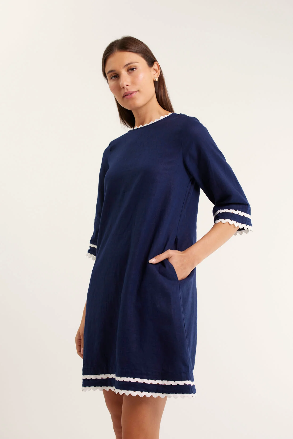 Claire Linen Dress Navy/White - Image 3