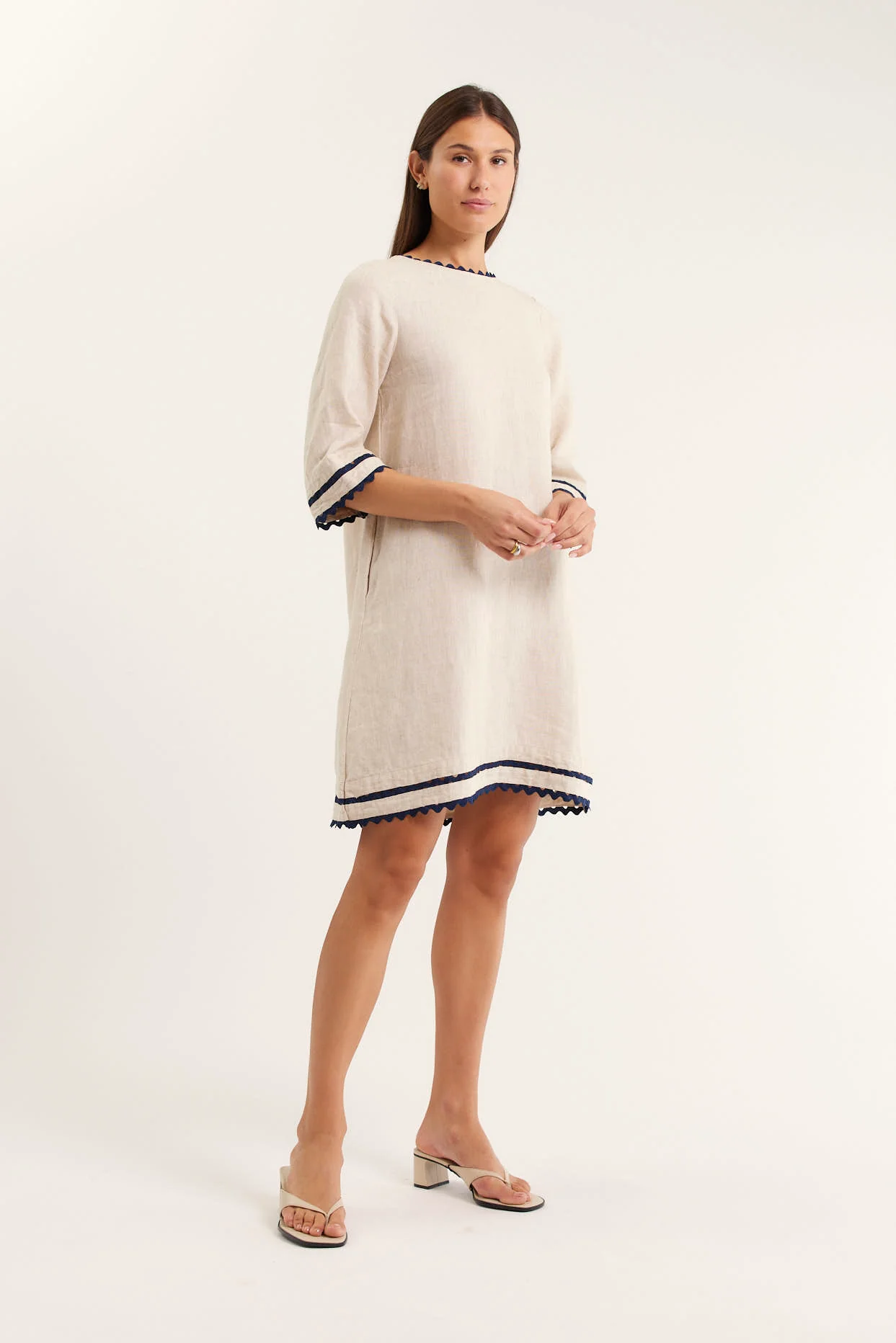Claire Linen Dress in String/Navy - Image 3