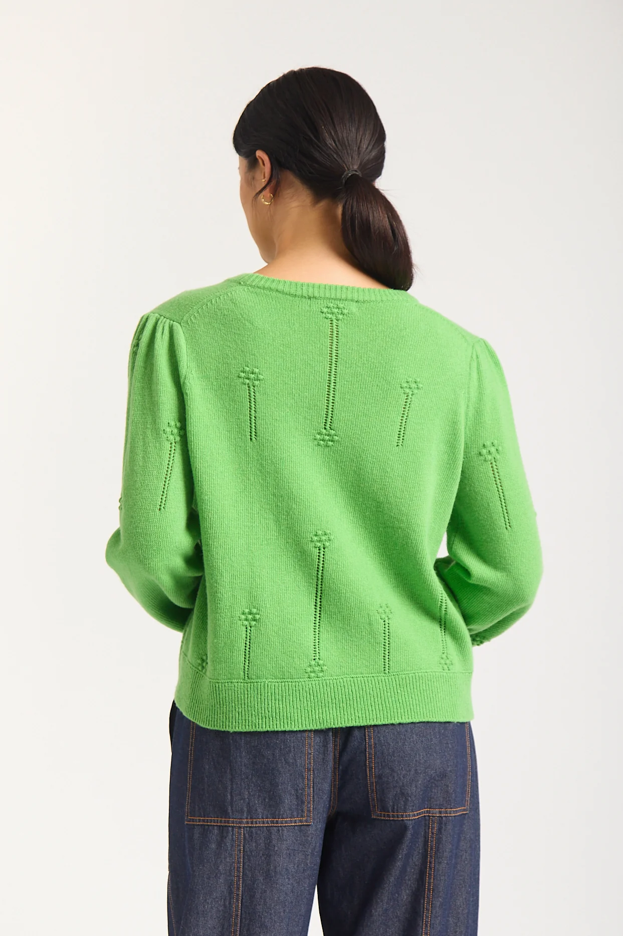 Clover Merino Cashmere Sweater In Apple - Image 3