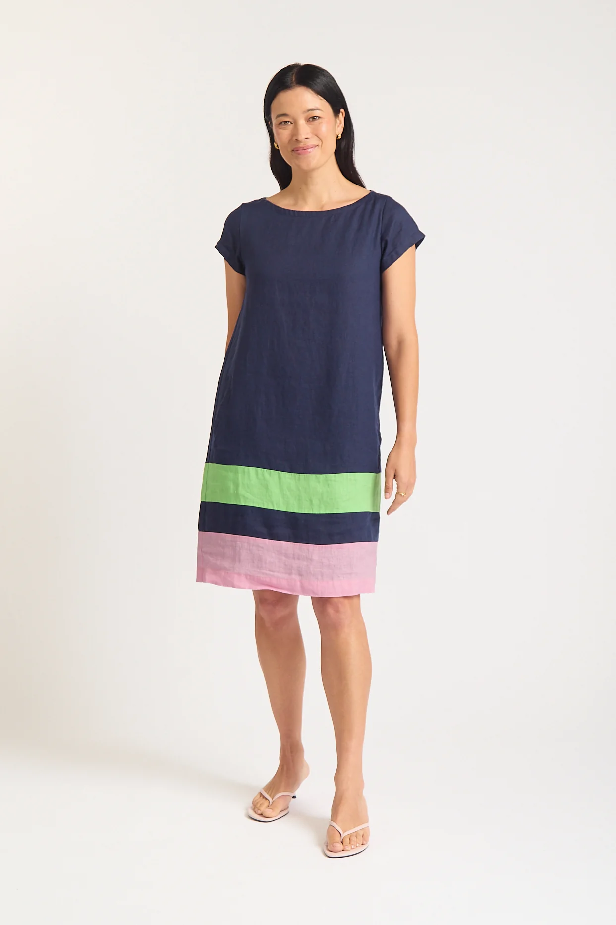Connie Splice Linen Dress In Navy - Image 3