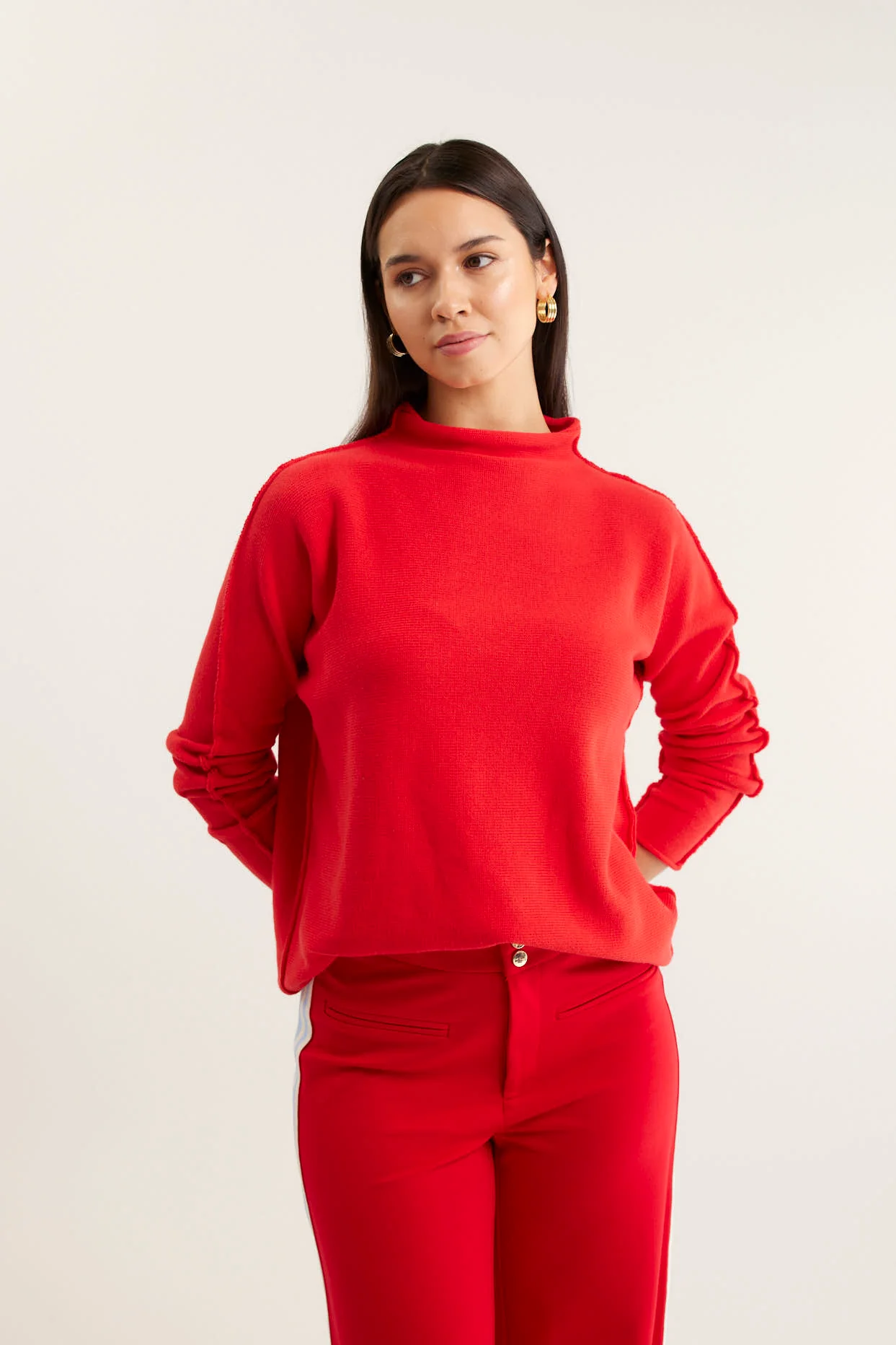 Cove Sweater In Red - Image 4