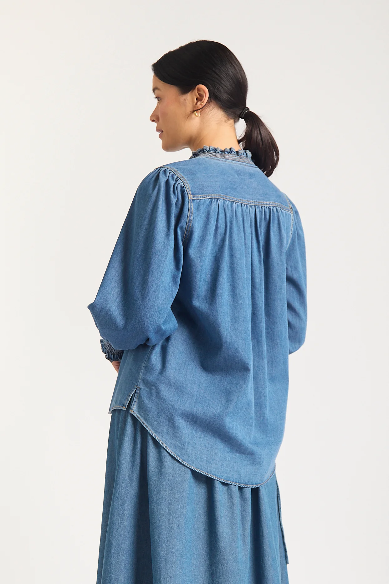 Dakota Shirt In Denim Wash - Image 4