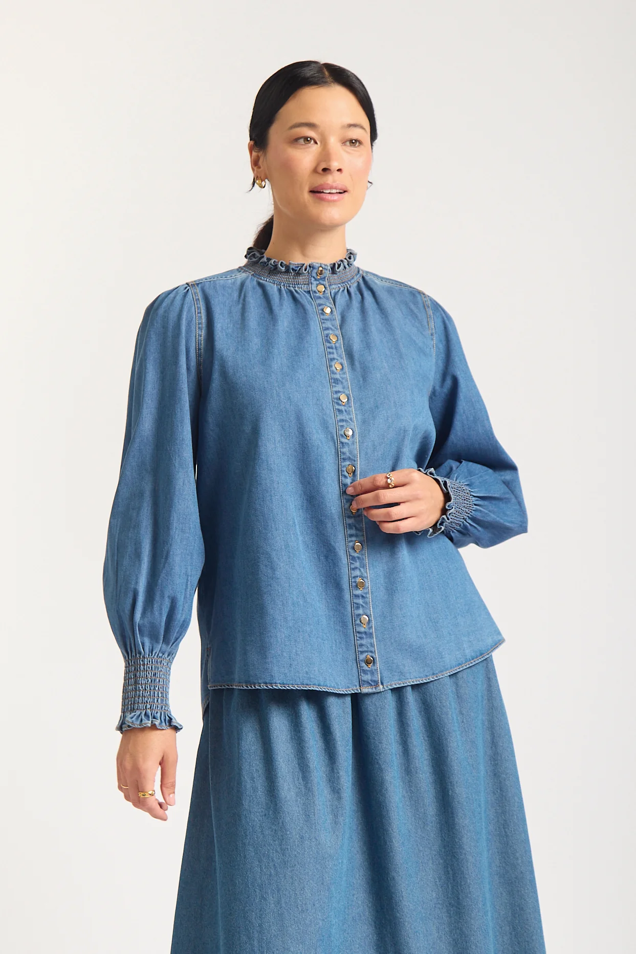 Dakota Shirt In Denim Wash - Image 5