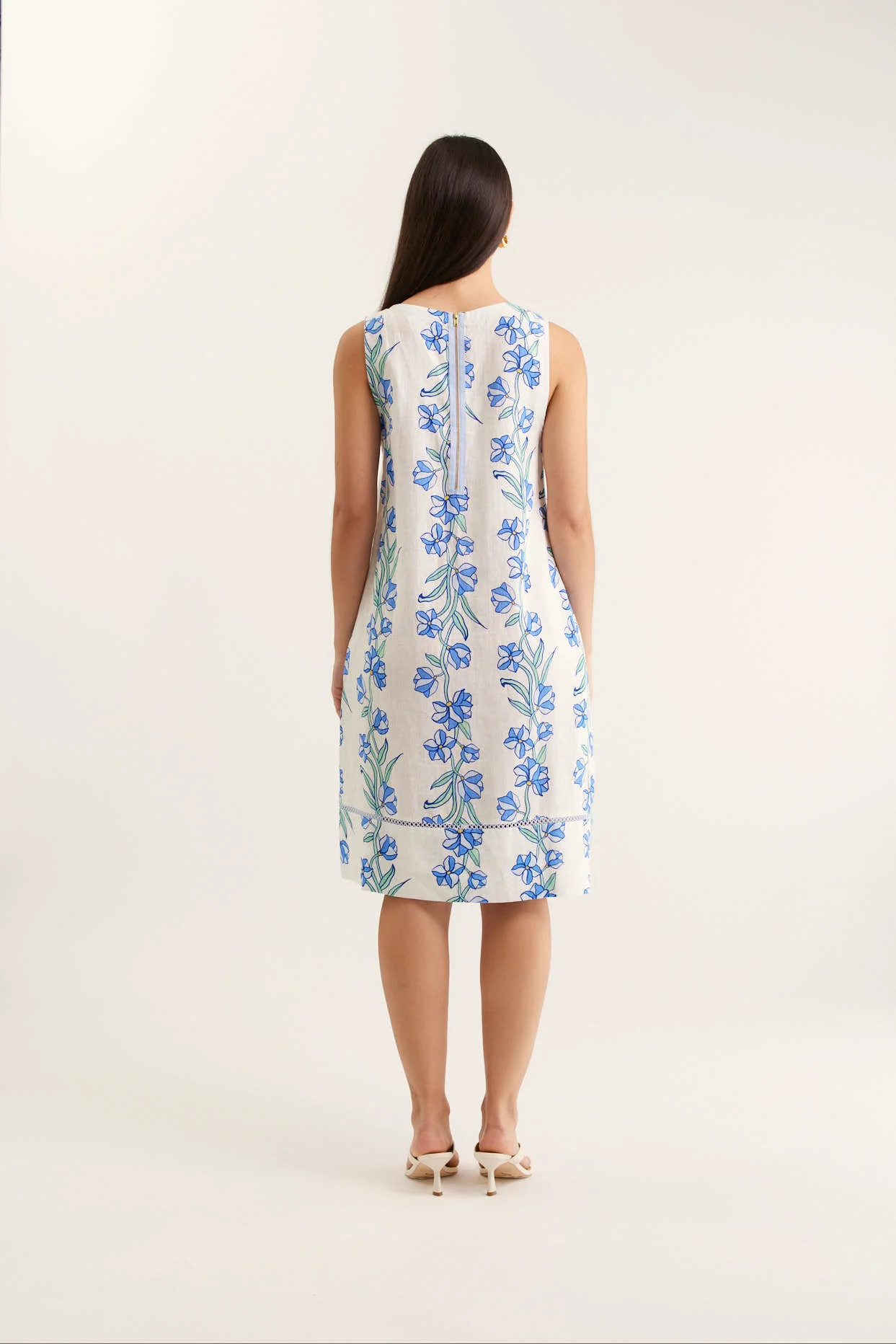 Delphi Linen Dress In Blue Vine Print - Image 3
