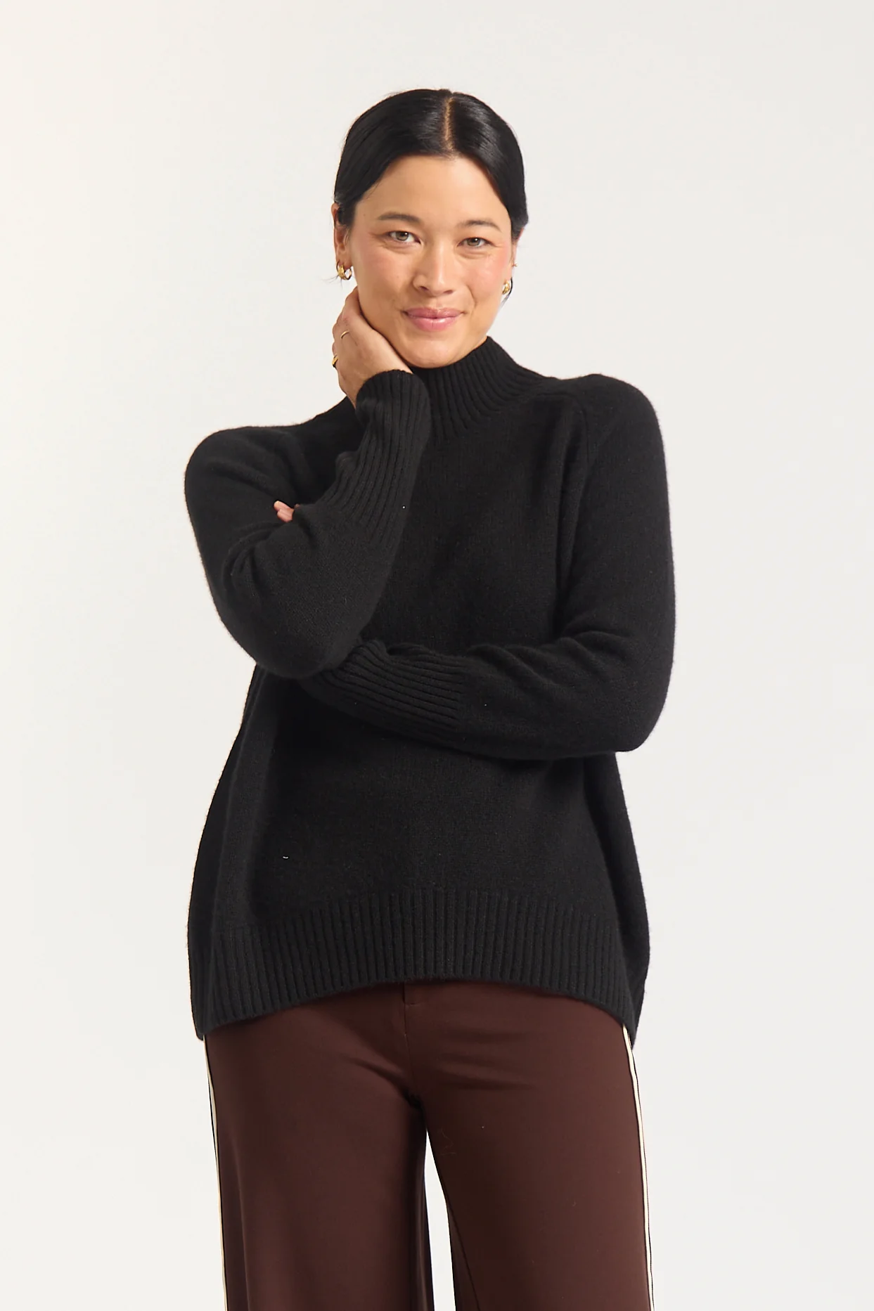 Fifi Cashmere Polo Sweater In Black - Image 4