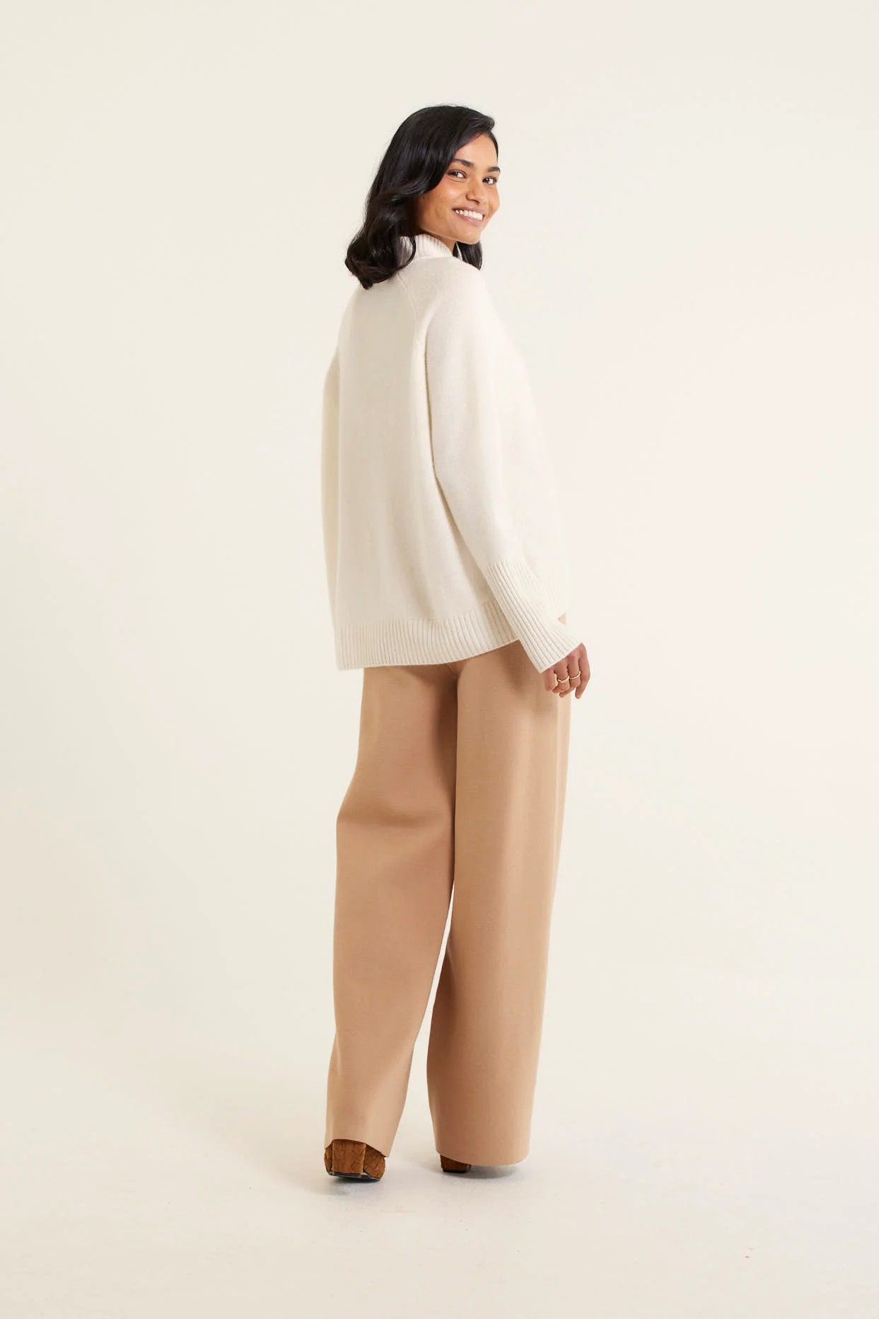 Fifi Cashmere Polo Sweater In Cloud Dancer - Image 4