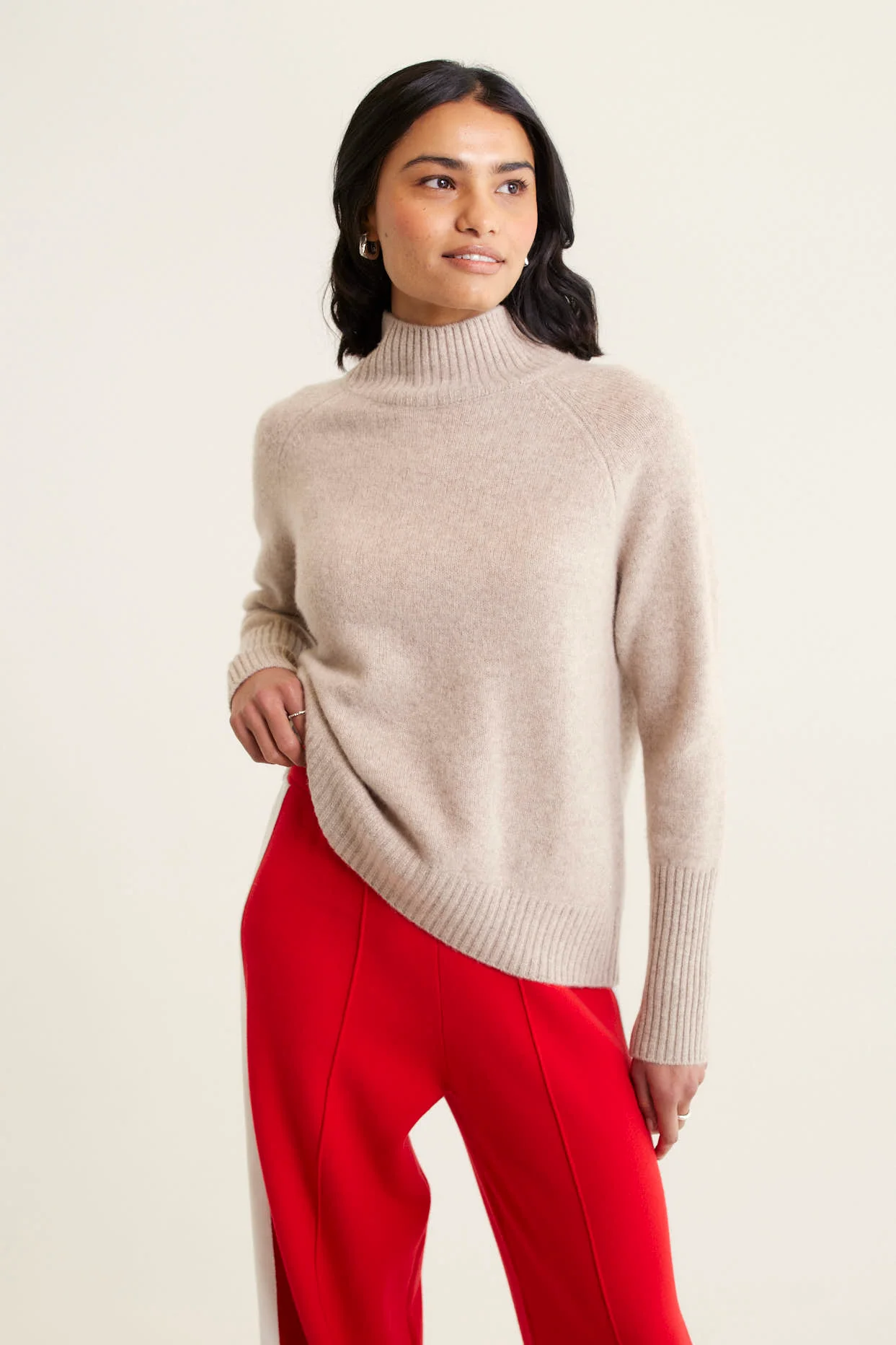 Fifi Cashmere Polo Sweater In Lightweight Beige - Image 3