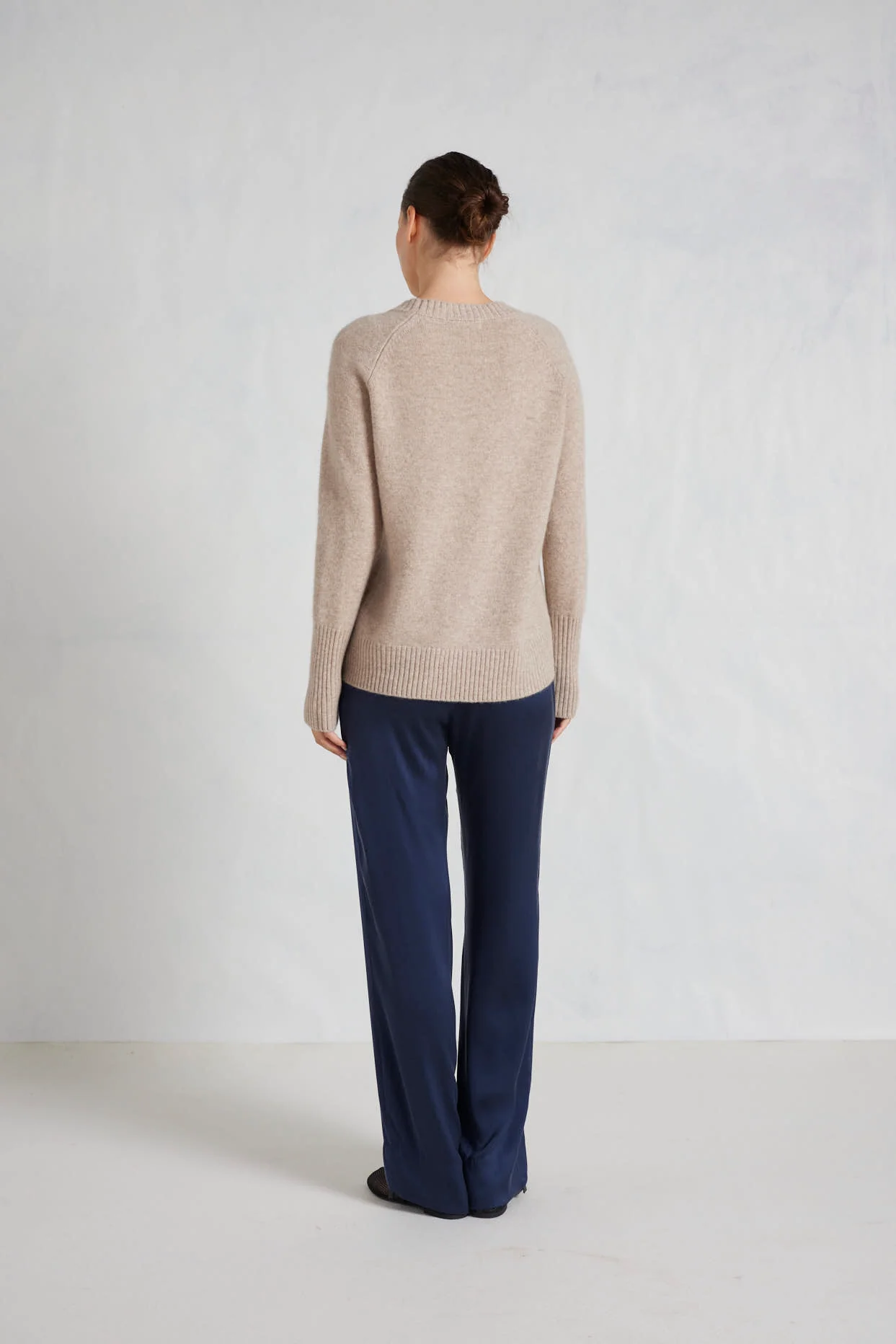 Fifi Crew Cashmere Sweater in Lightweight Beige - Image 5