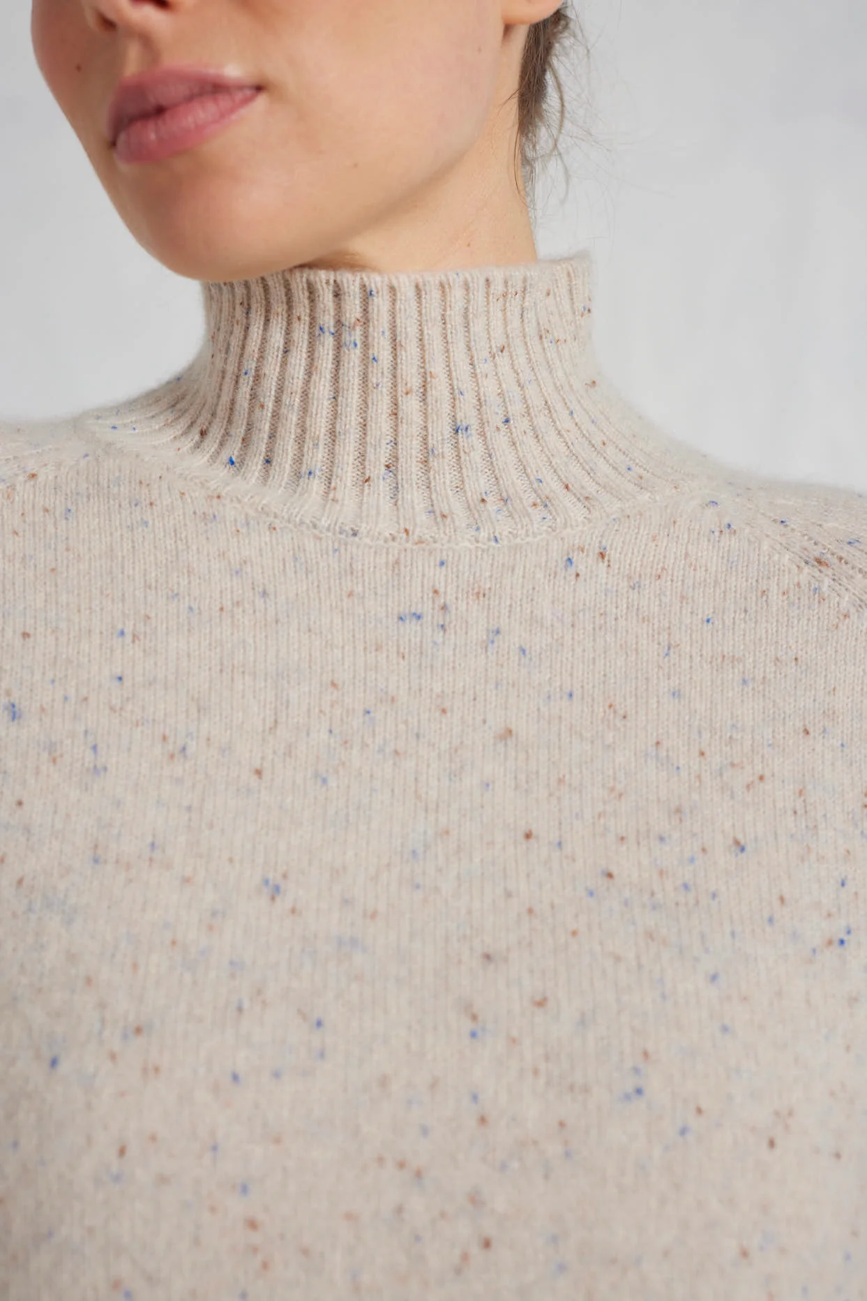 Fifi Polo Cashmere Sweater in Seashell - Image 5
