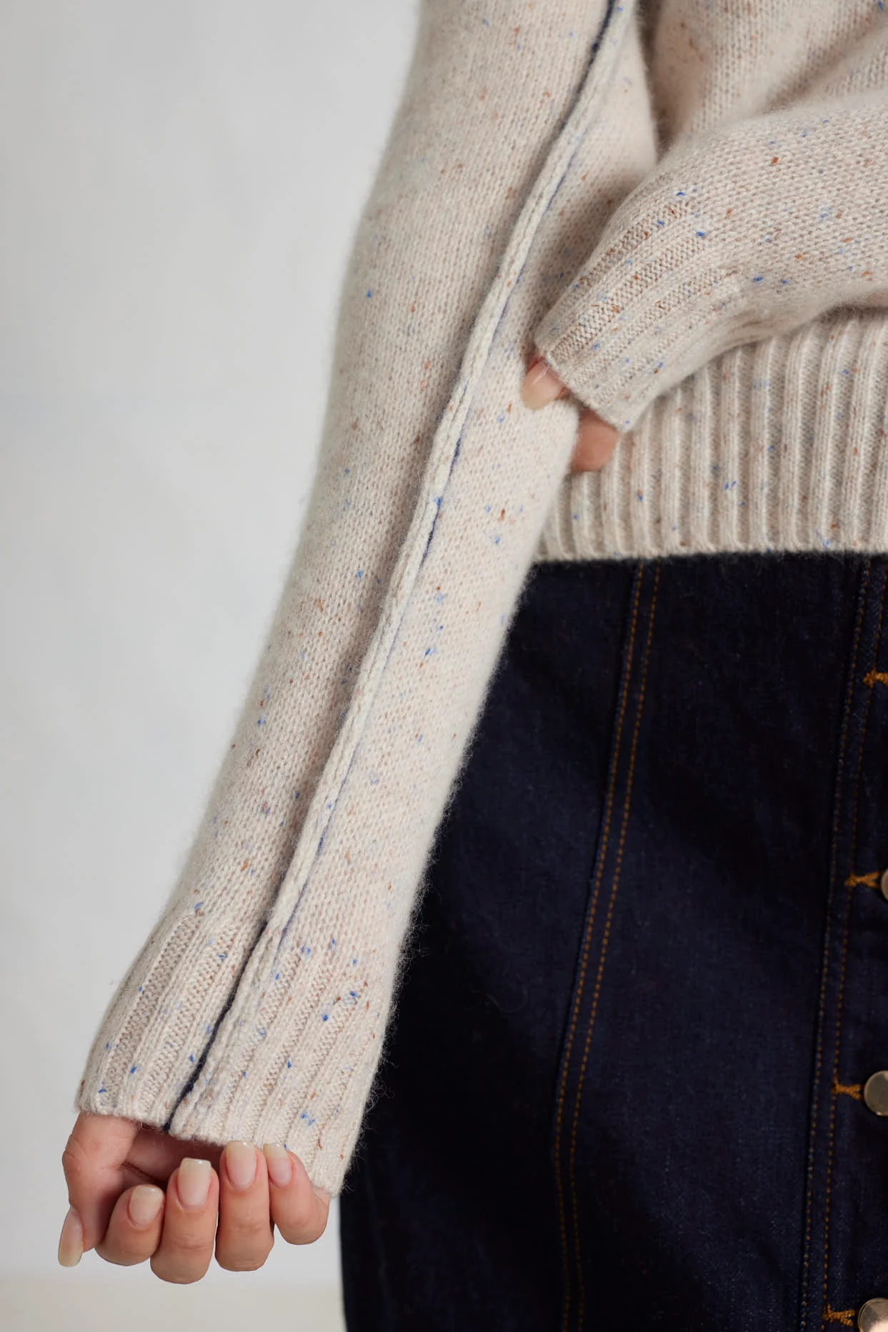 Georgia Cashmere Sweater in Seashell - Image 4