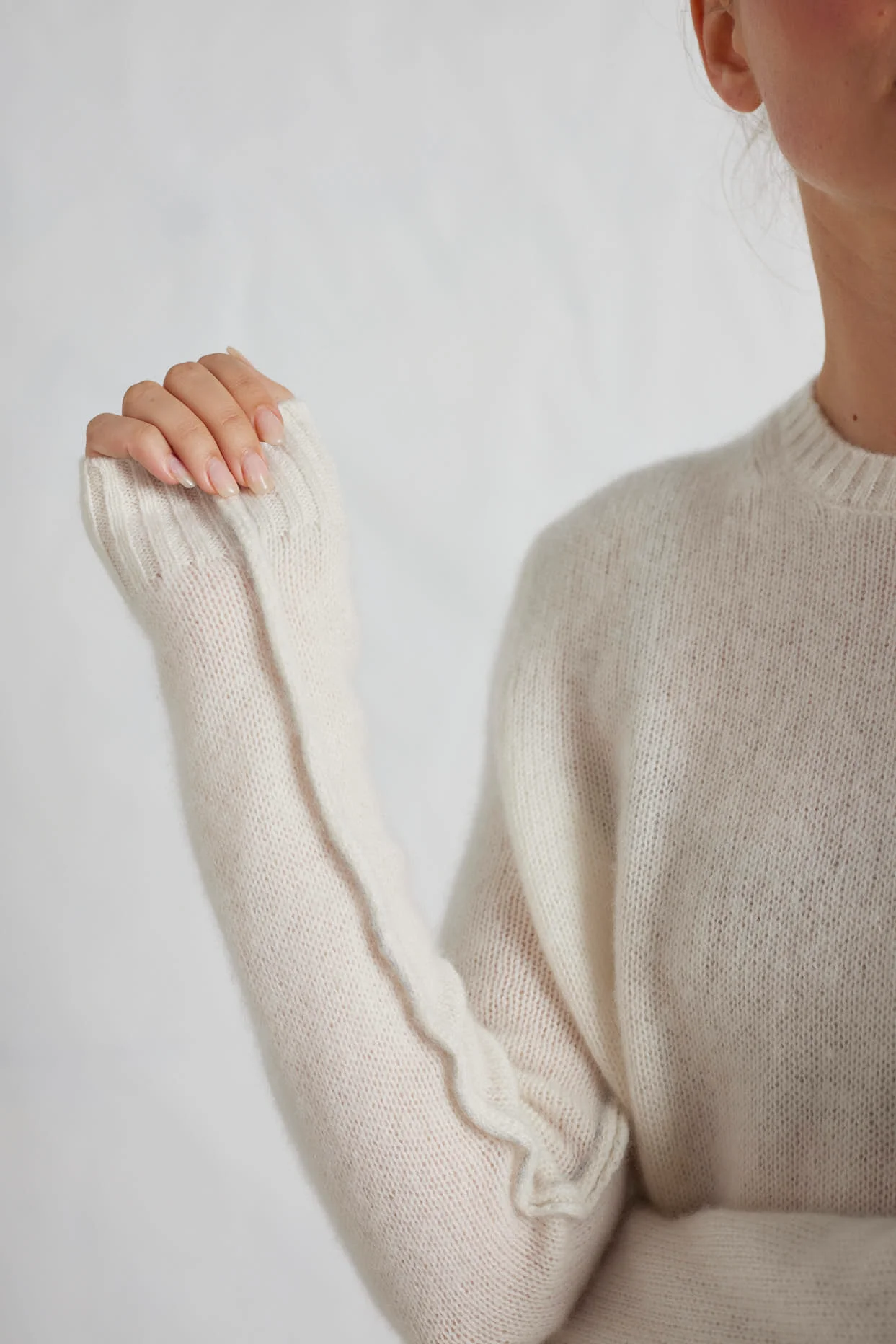 Georgia Cashmere Sweater in Cloud Dancer - Image 4