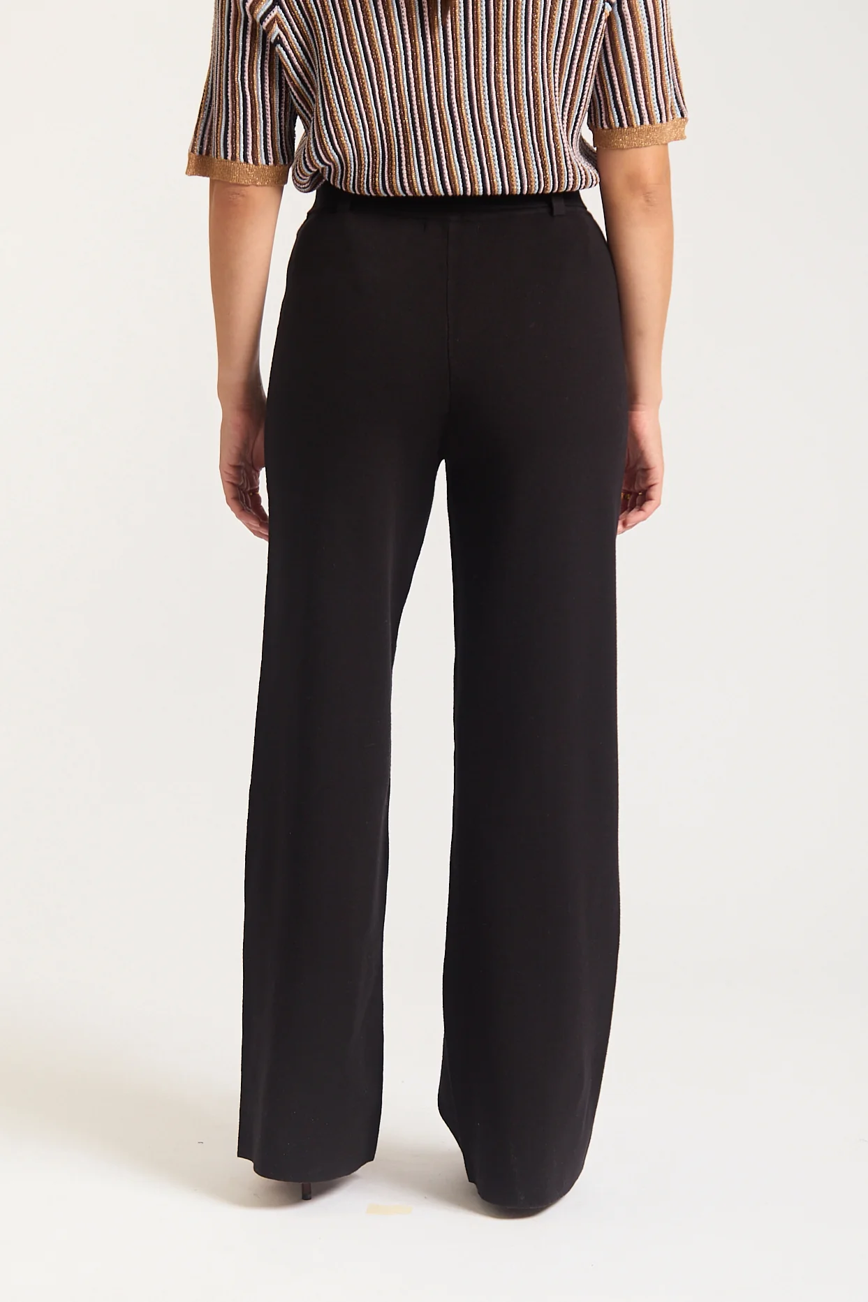 Hamilton Crepe Pant  In Black - Image 4