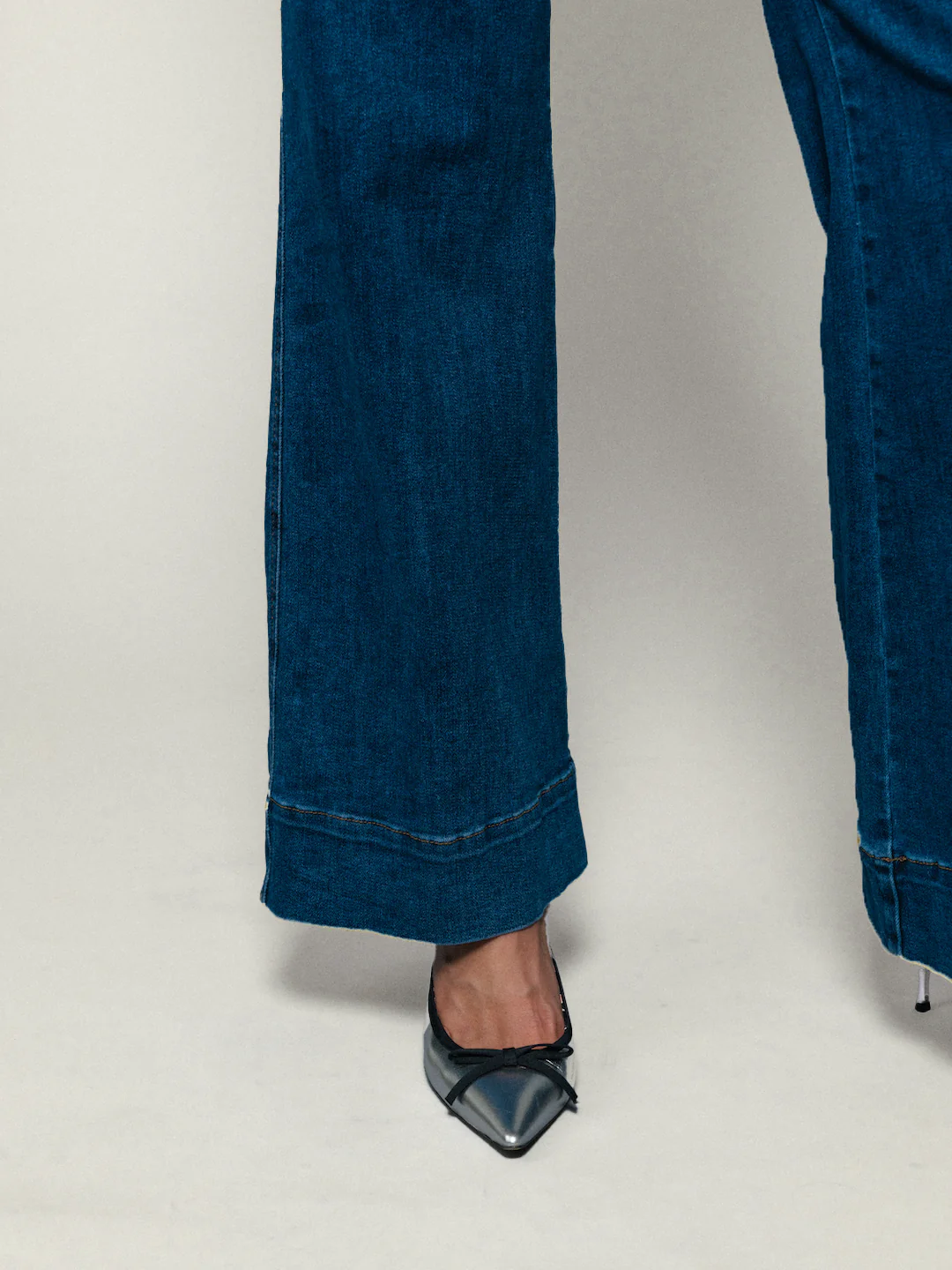 Helena Jean In Mode Blue | Atte X Alessandra - Image 3