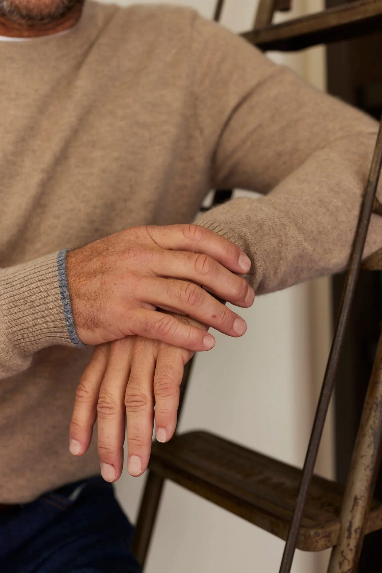 Jules Cashmere Sweater in Walnut - Image 7