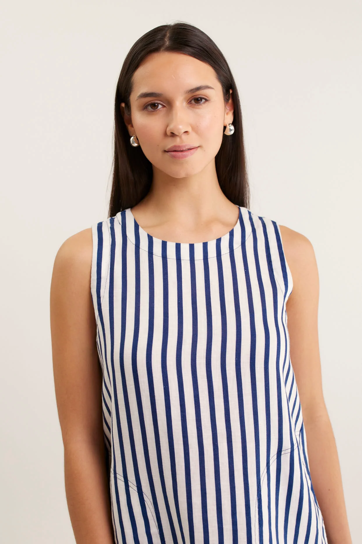 Ginger Breton Linen Dress In Navy/White - Image 2