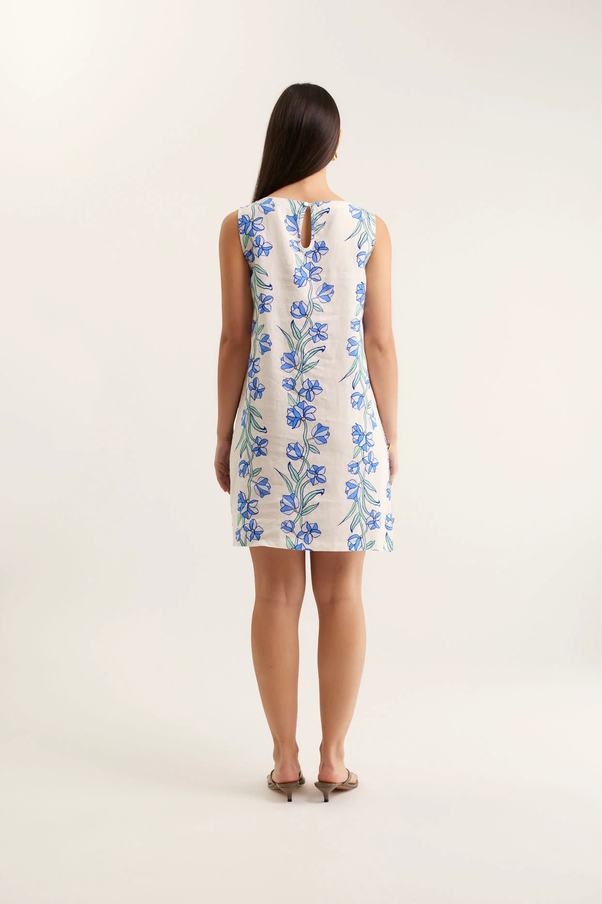 Lola Linen Dress In Blue Vine Print - Image 2