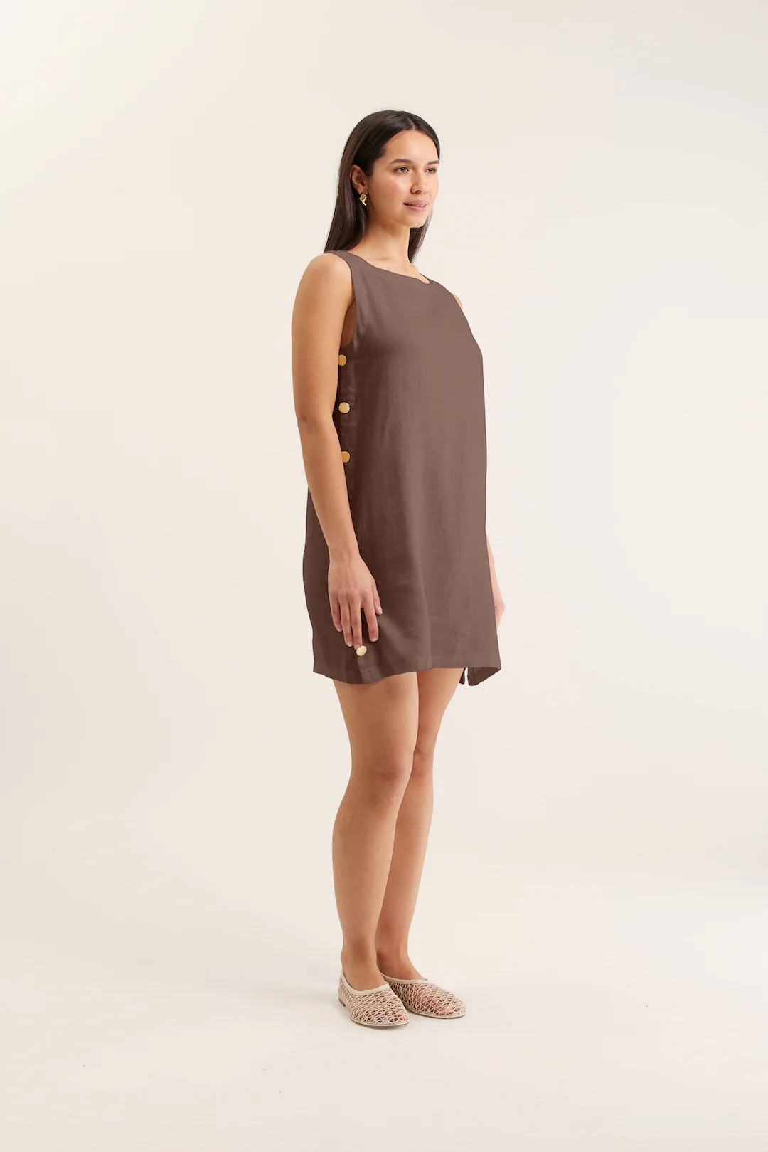 Lola Linen Dress In Choc - Image 4