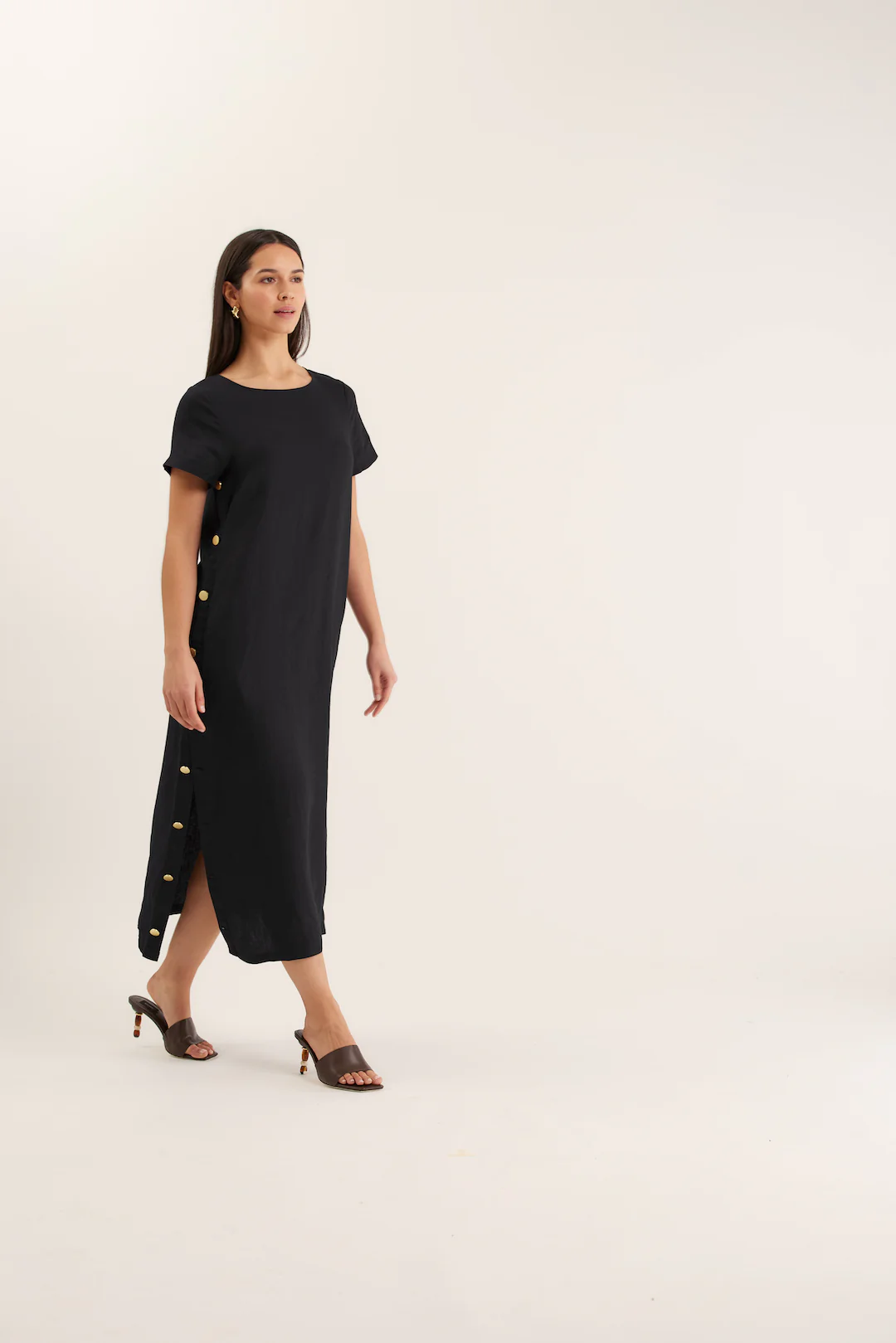 Louie Linen Dress In Black - Image 5