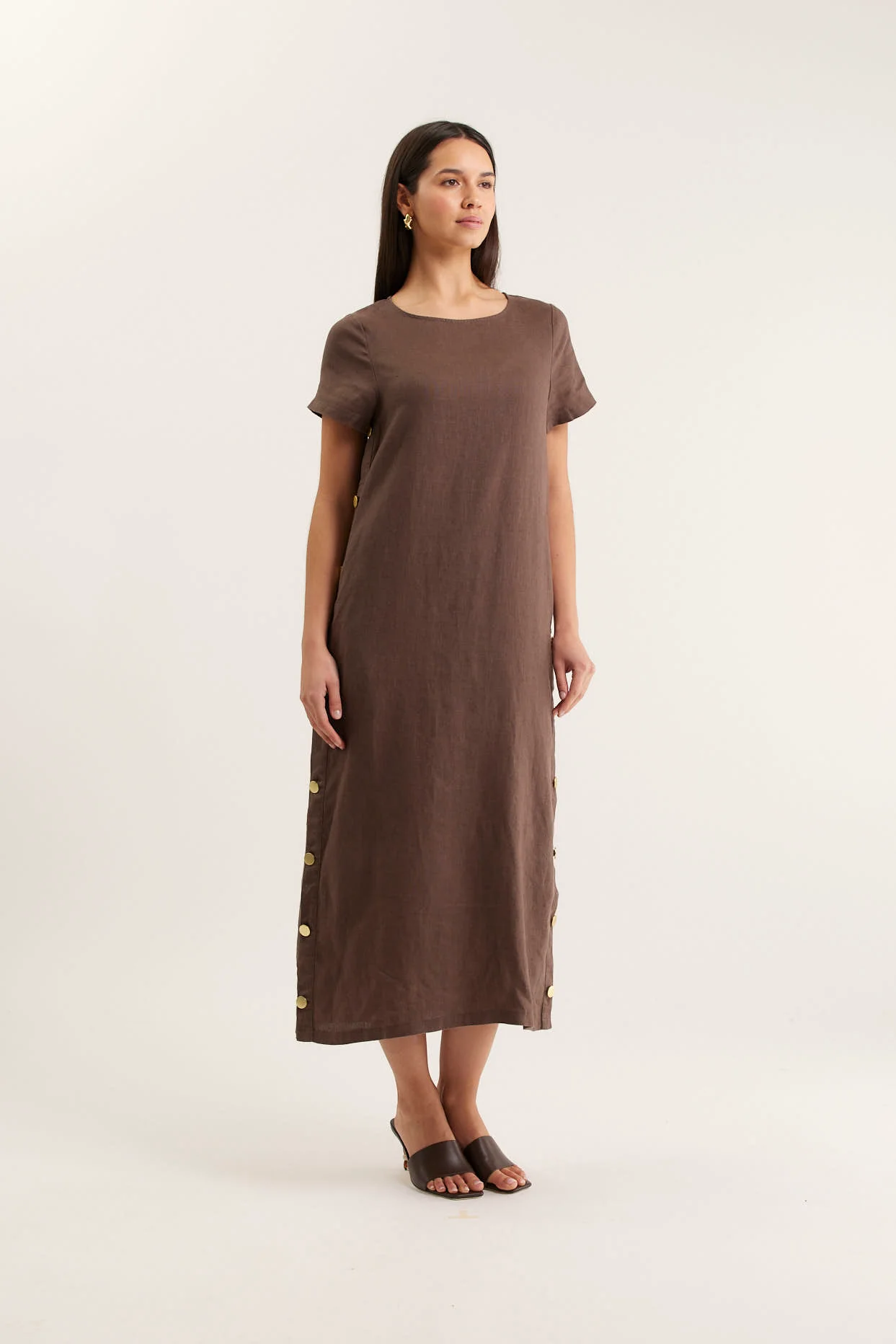 Louie Linen Dress In Choc - Image 5