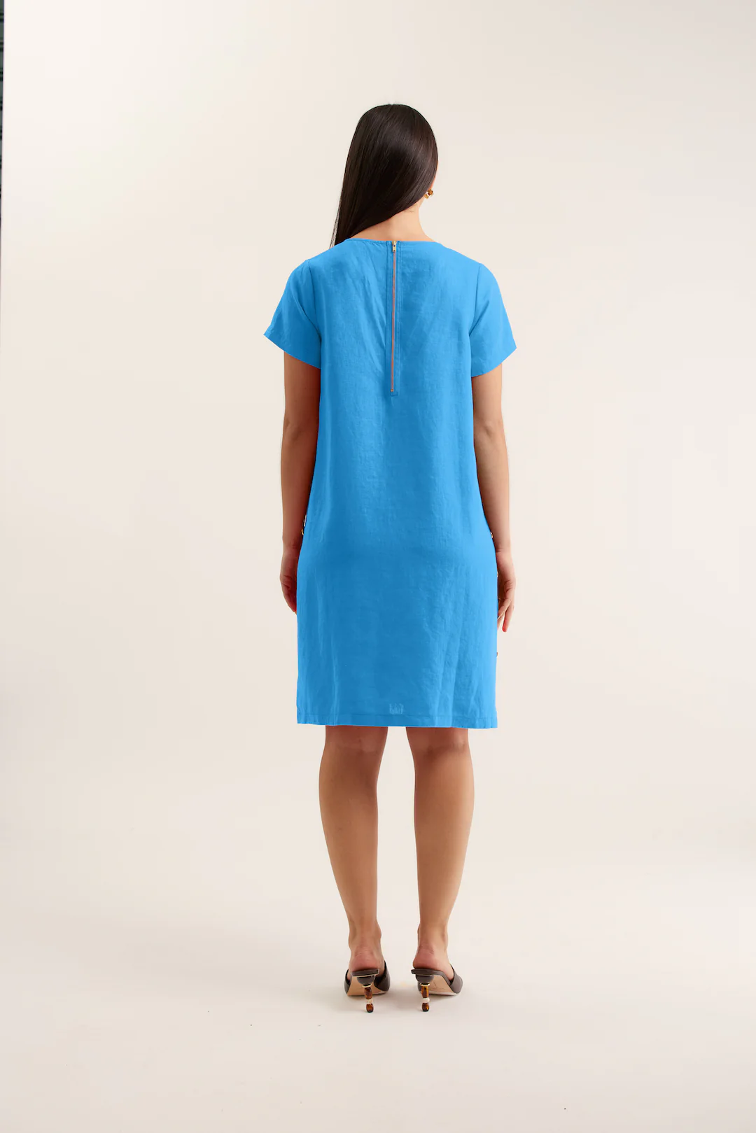 Louie Classic Linen Dress In Cornflower - Image 4