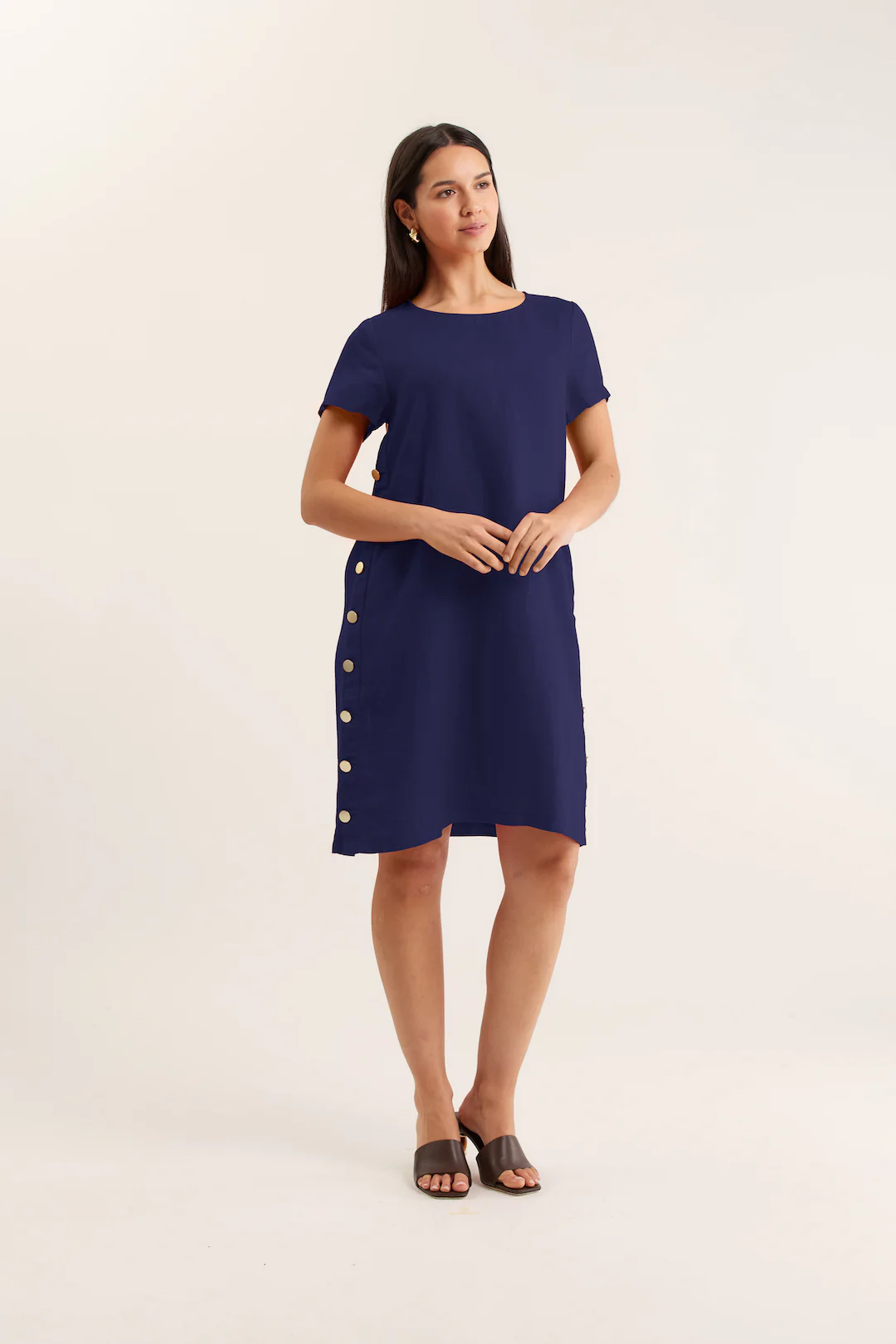 Louie Classic Linen Dress In Navy - Image 4