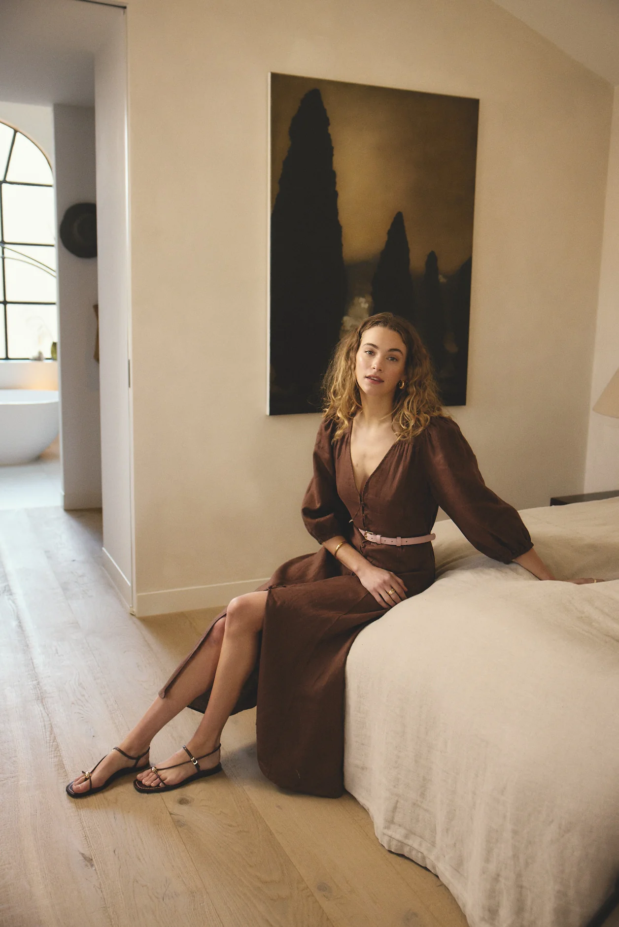 Maya Linen Dress In Choc - Image 2