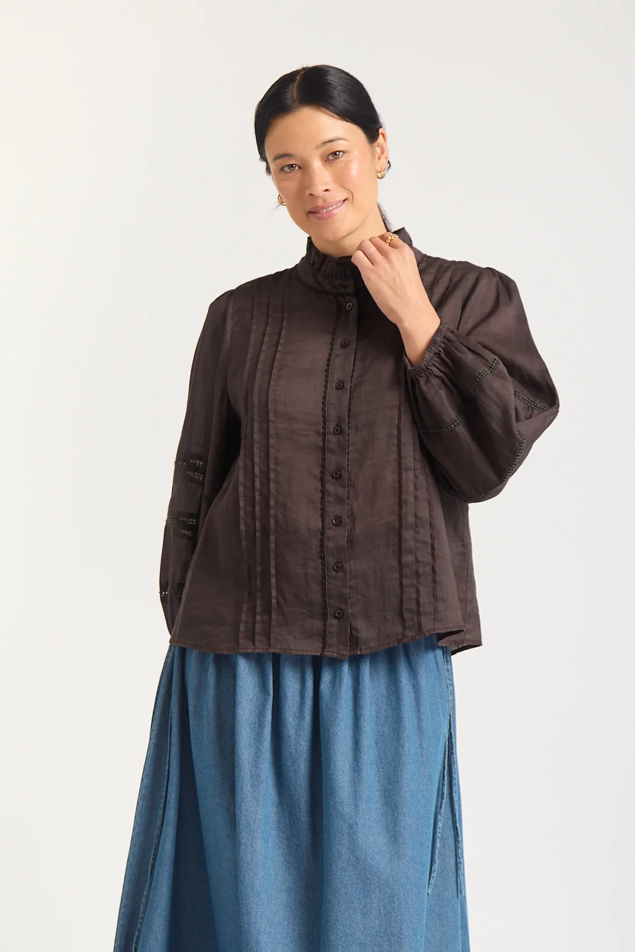 Paris Ramie Top In Chocolate - Image 3