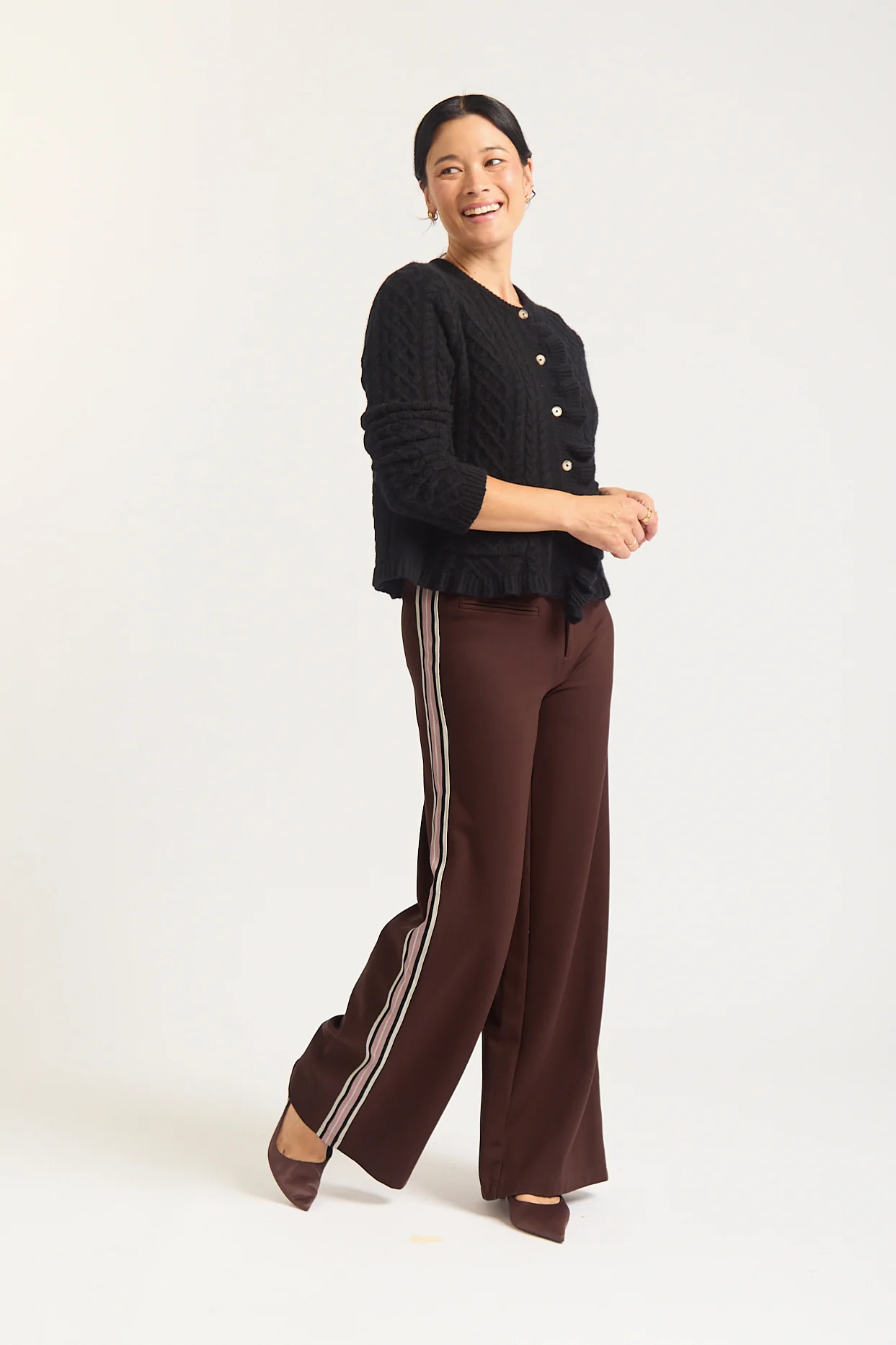 Peony Merino Cashmere Cardigan In Black - Image 4