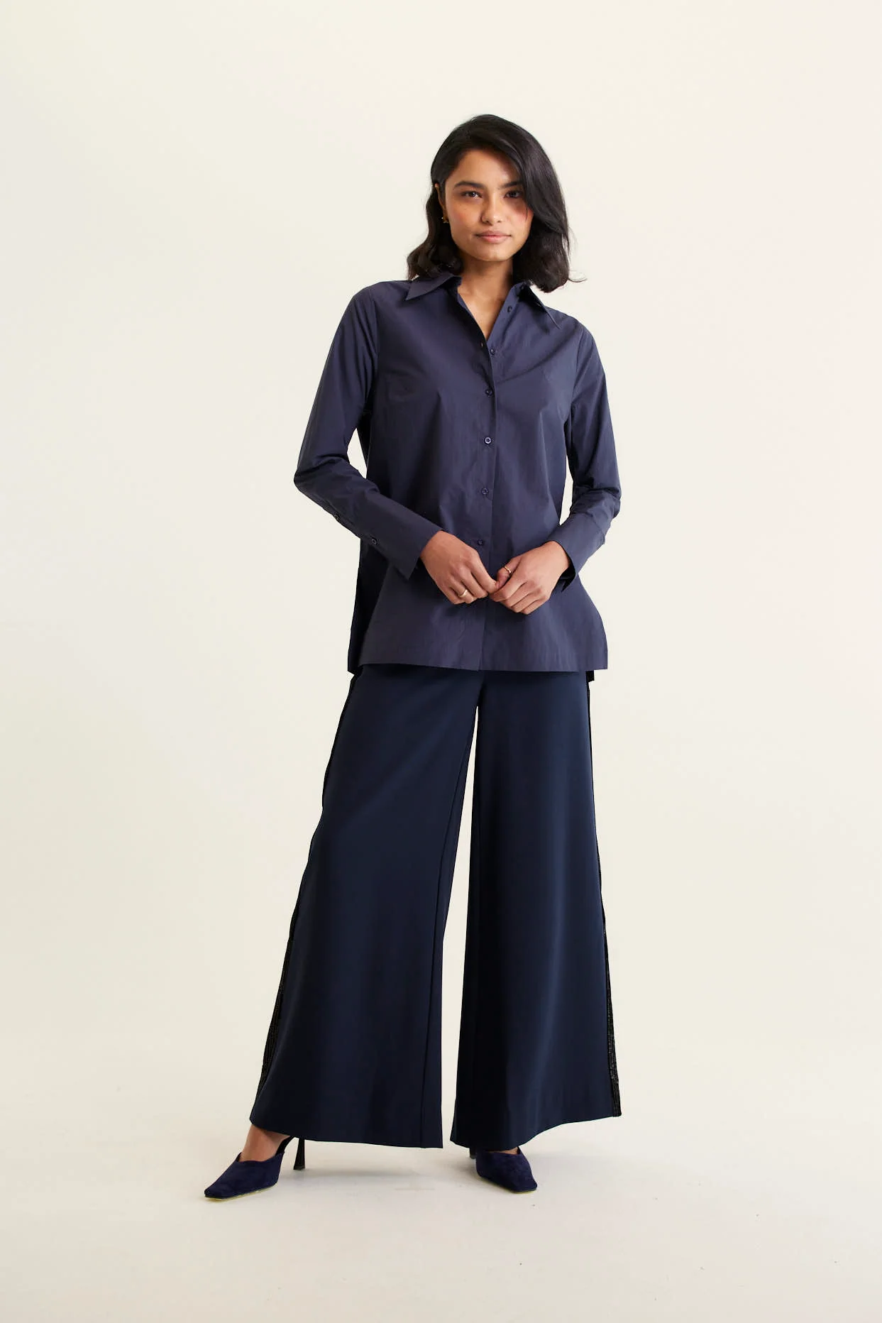 Primrose Pima Cotton Shirt In Navy - Image 6