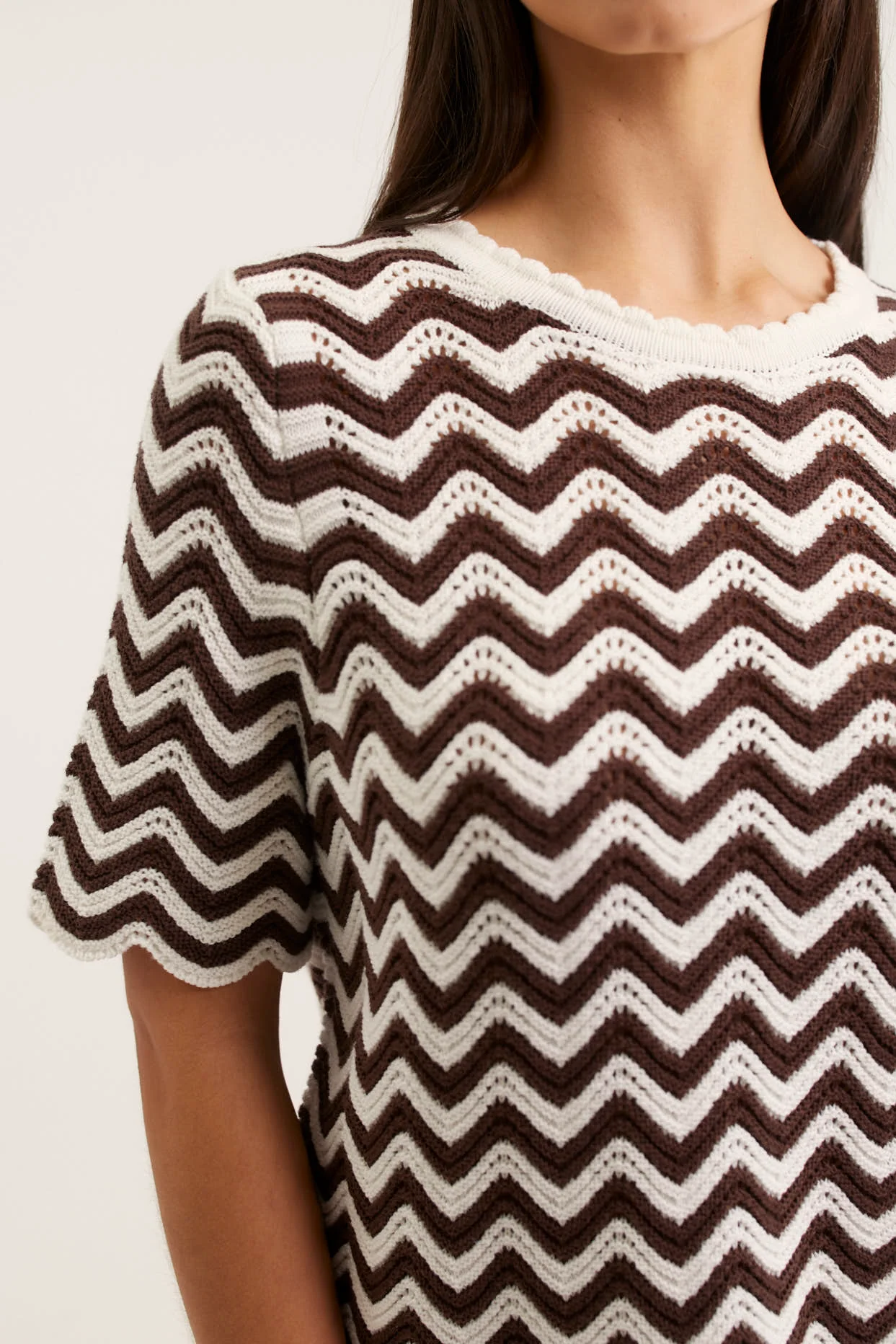 Rae Top In Choc/Ivory - Image 3