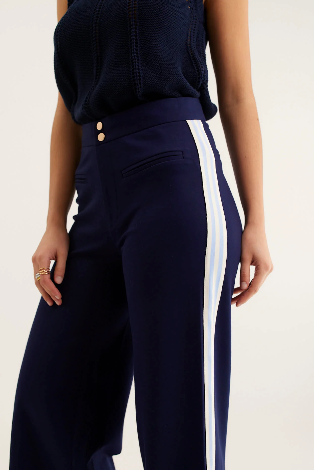 Retreat Ponti in Navy/Popsicle - Image 4