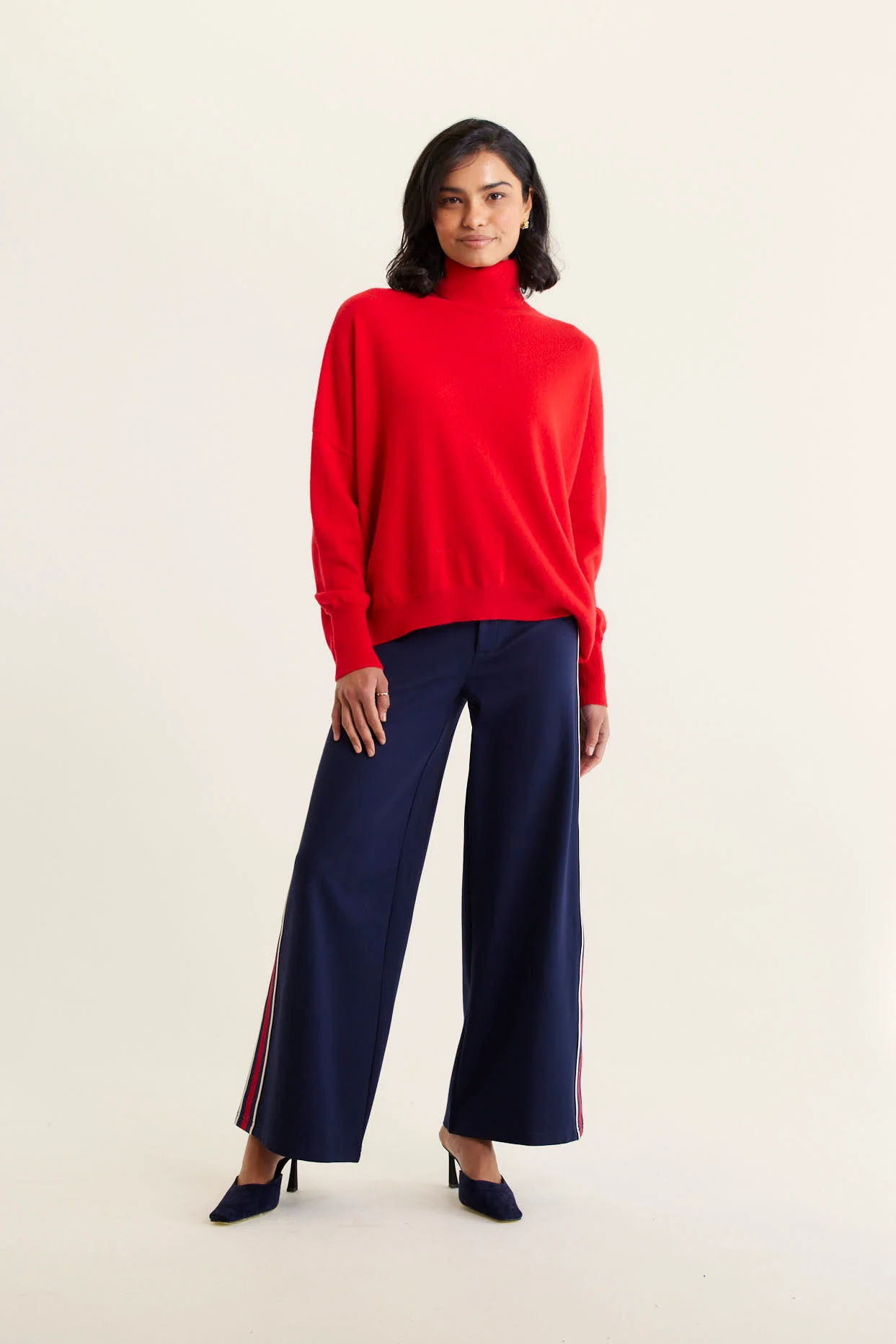 Retreat Ponti Pant In Navy - Image 3