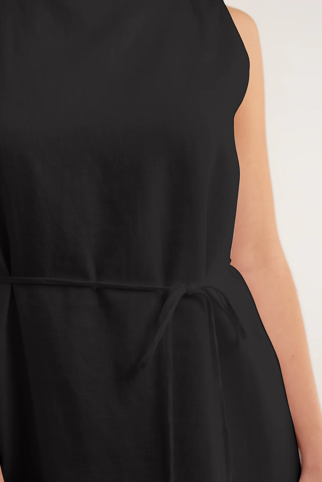 Rommy Linen Dress In Black - Image 4