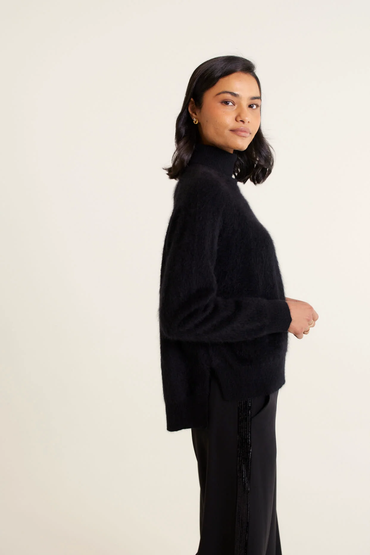 Rose Brushed Cashmere Polo In  Black - Image 4