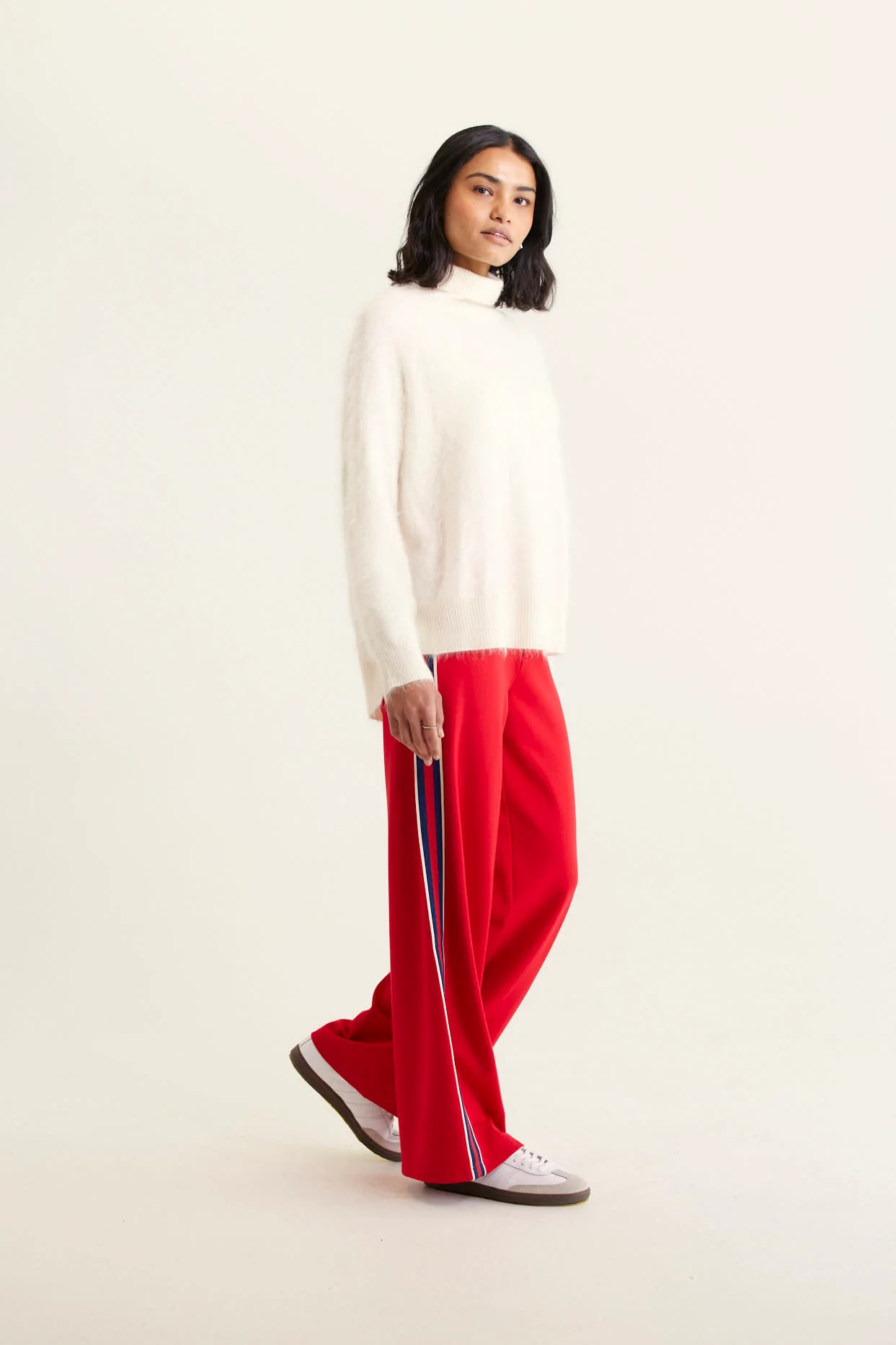 Rose Brushed Cashmere Polo In Ivory - Image 4