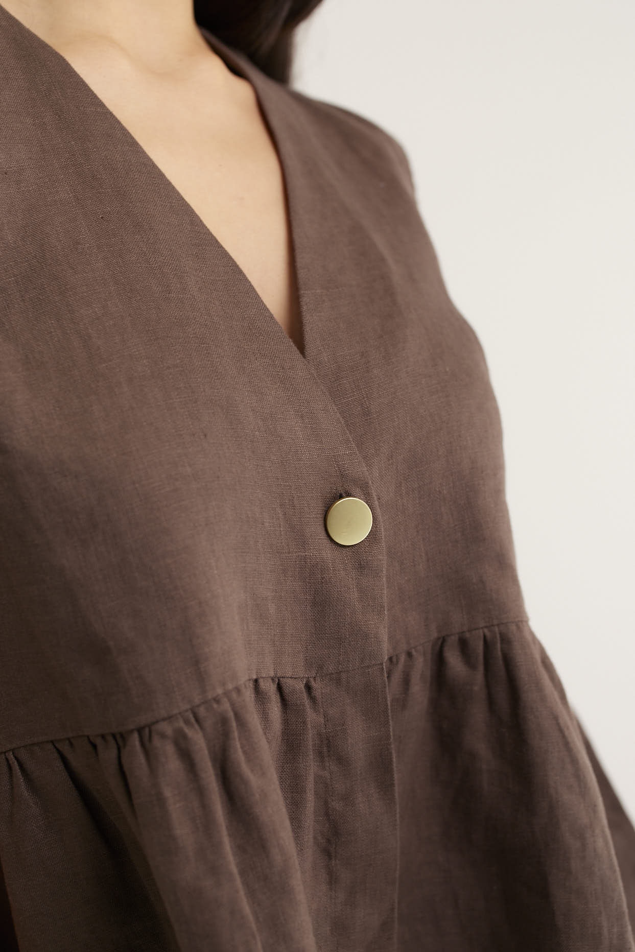 Rosie Linen Top In Choc - Image 3