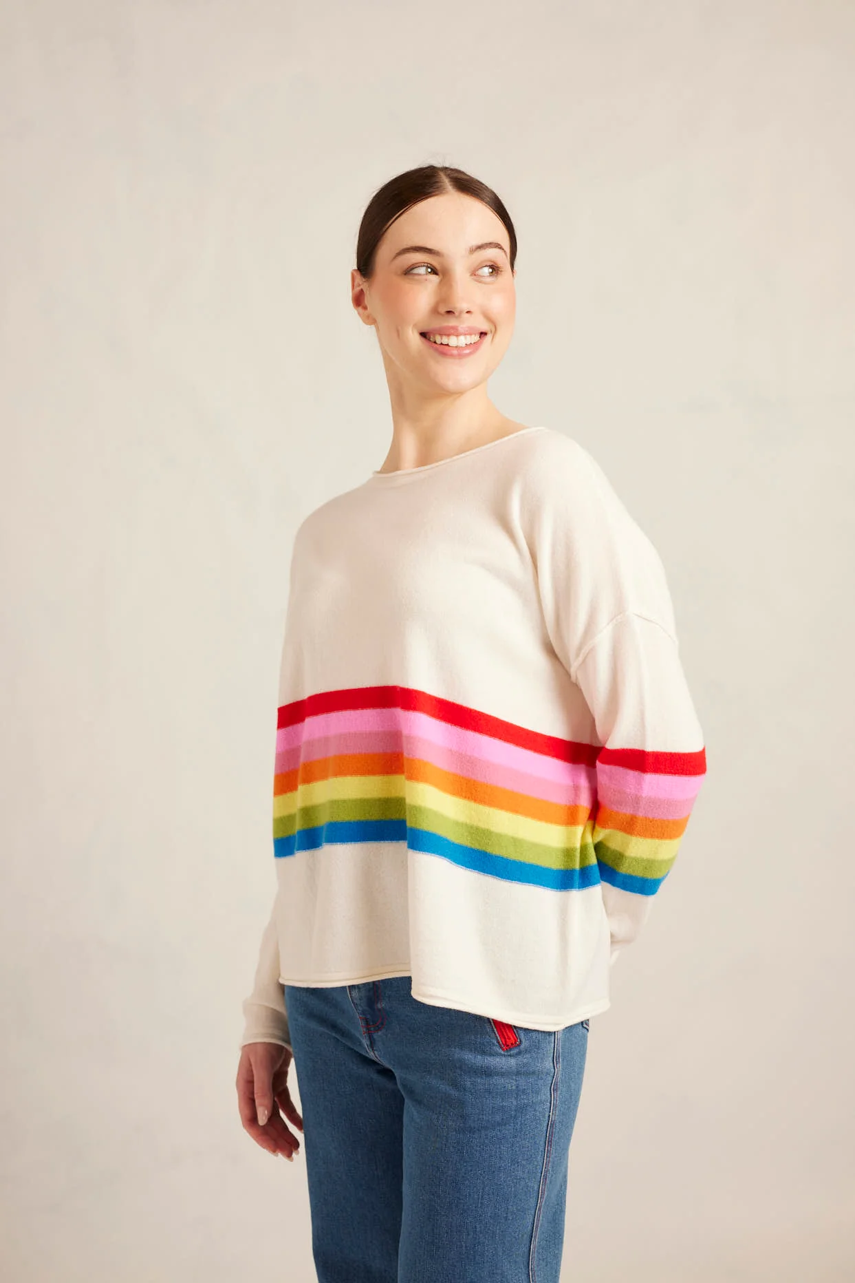 Sally Merino Cashmere Sweater in Ivory - Image 4