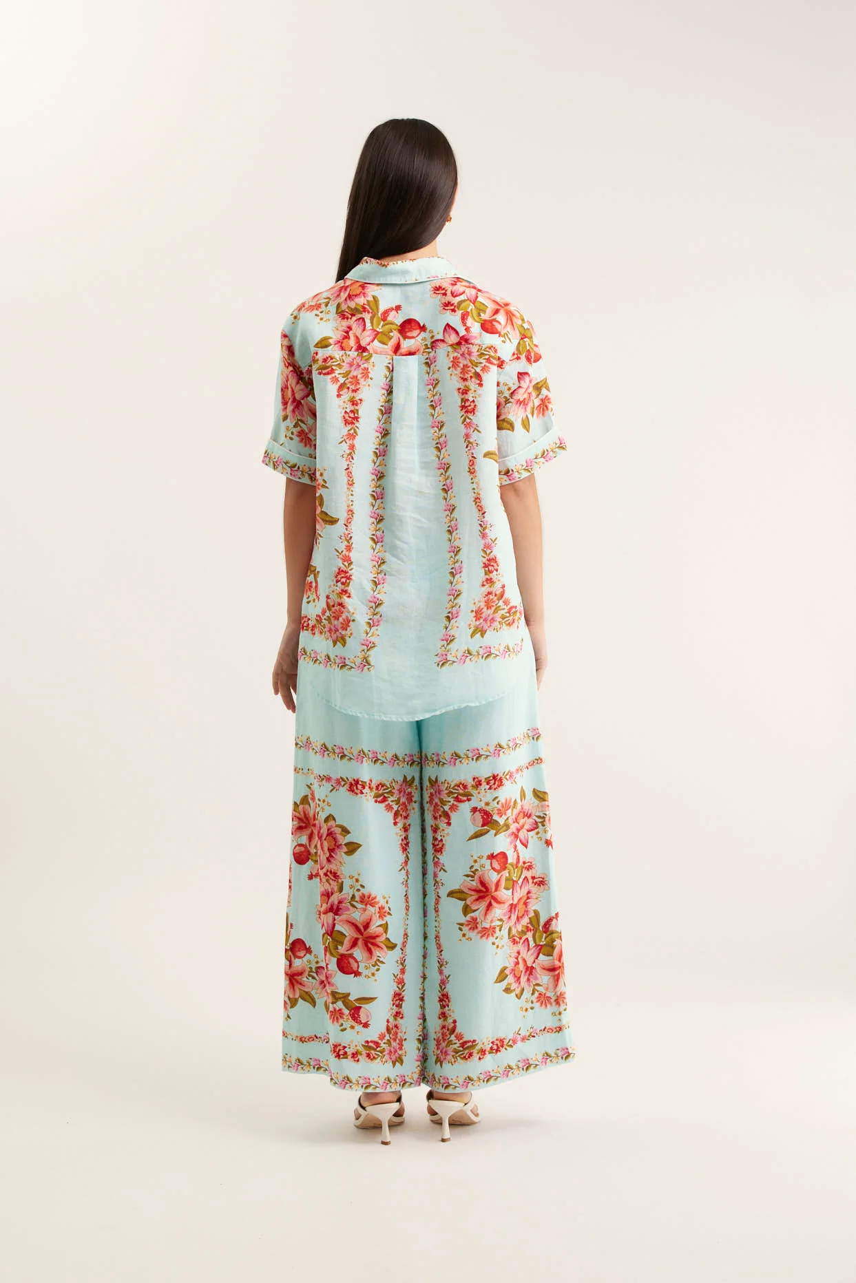 Sasha Linen Shirt In Portofino - Image 3