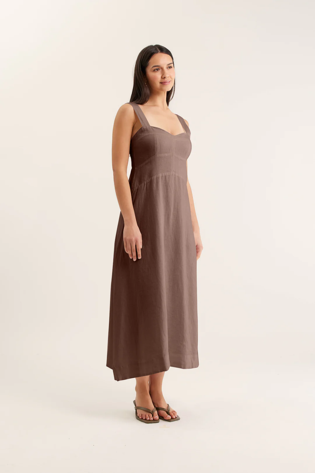 Simmie Linen Dress In Choc - Image 4