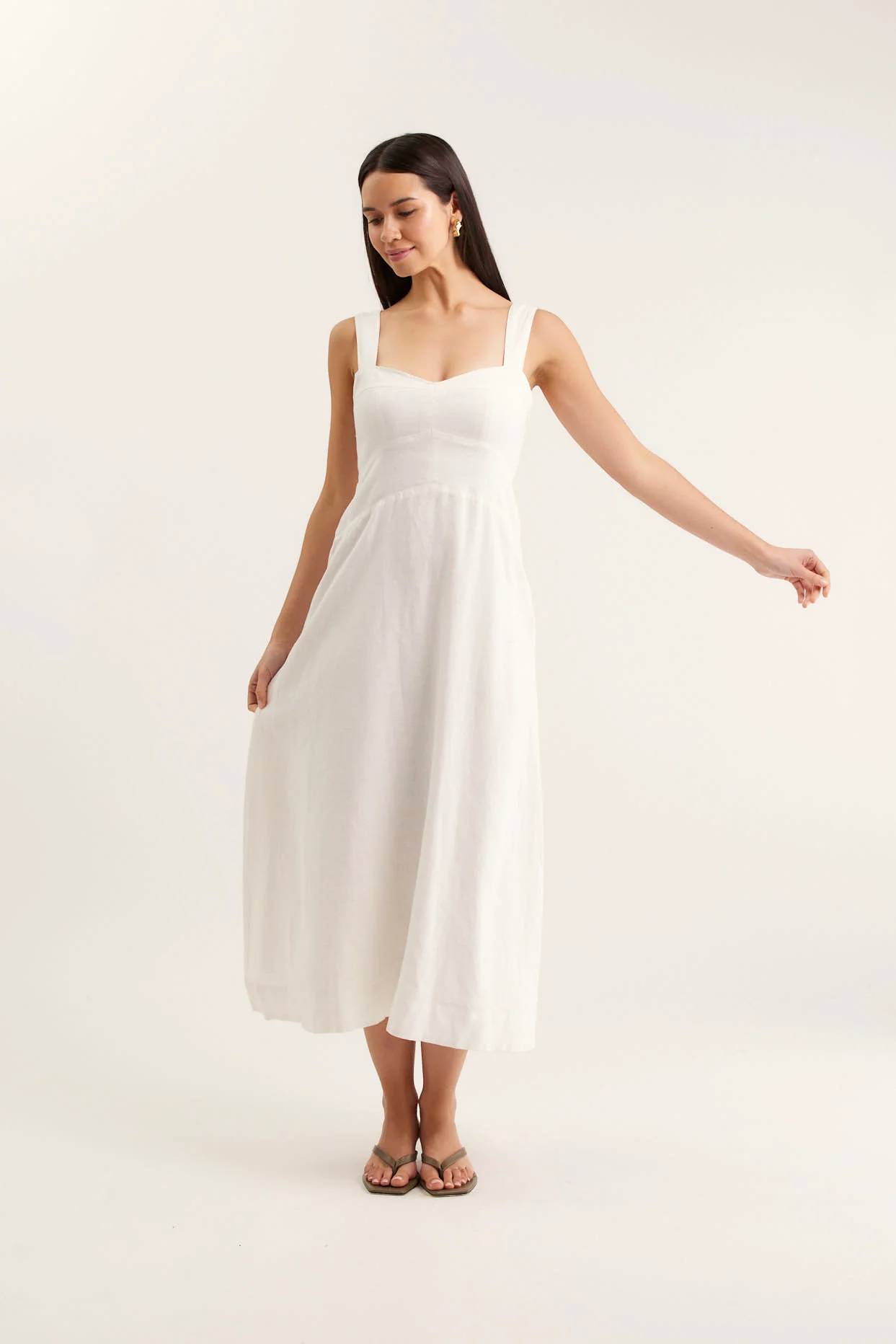 Simmie Linen Dress In White - Image 2