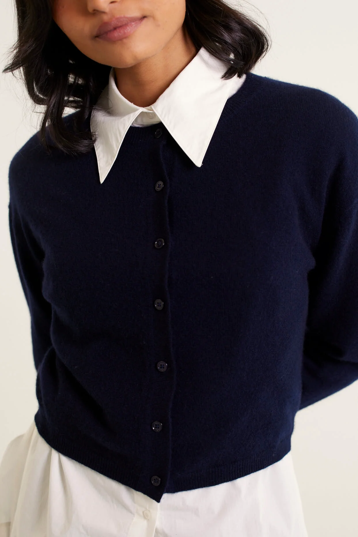 Sophia Cashmere Cardi in Navy - Image 5