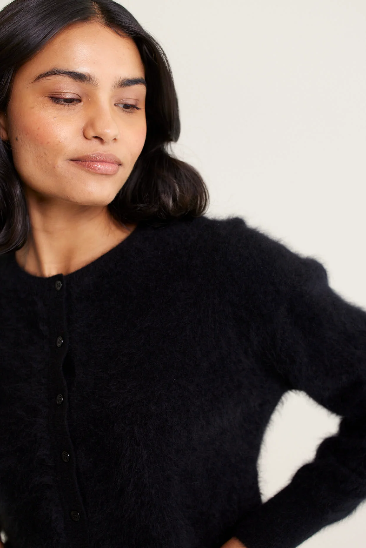 Sydney Brushed Cashmere Cardi In Black - Image 3