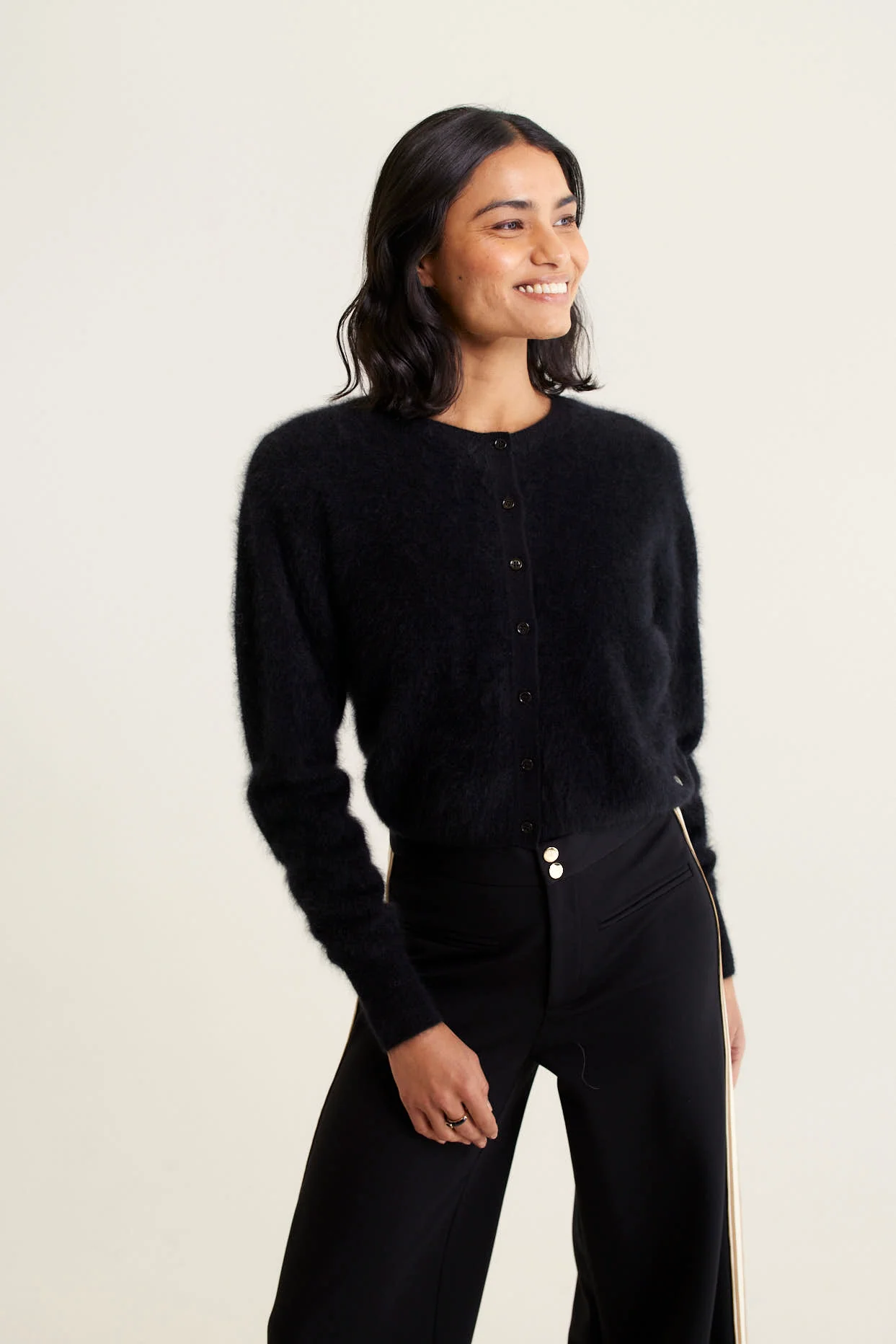 Sydney Brushed Cashmere Cardi In Black - Image 6